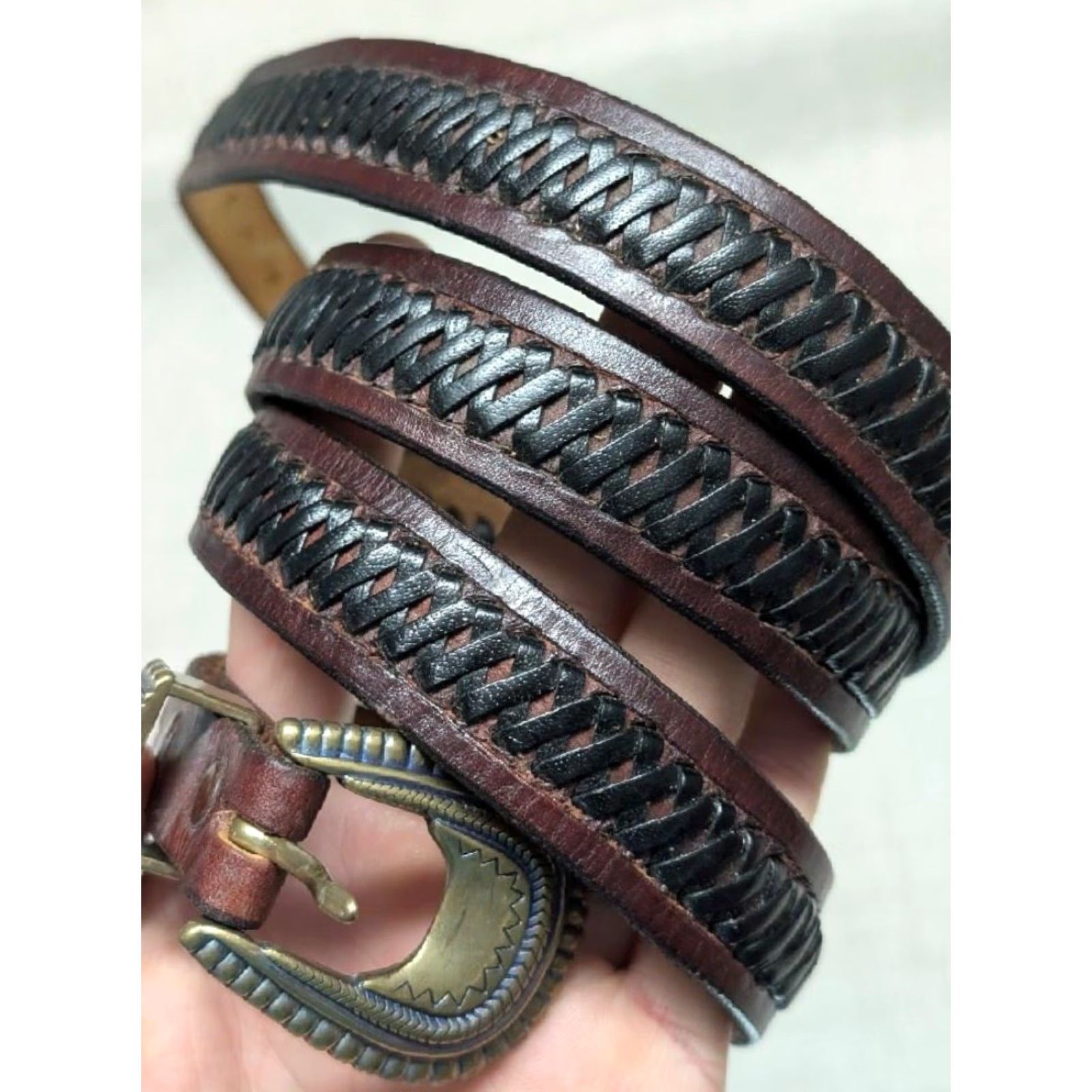 Vintage VINTAGE HANDCRAFTED western belt belt 42 brown leather cowhide Ranger Mens Size 42 - 2 Thumbnail
