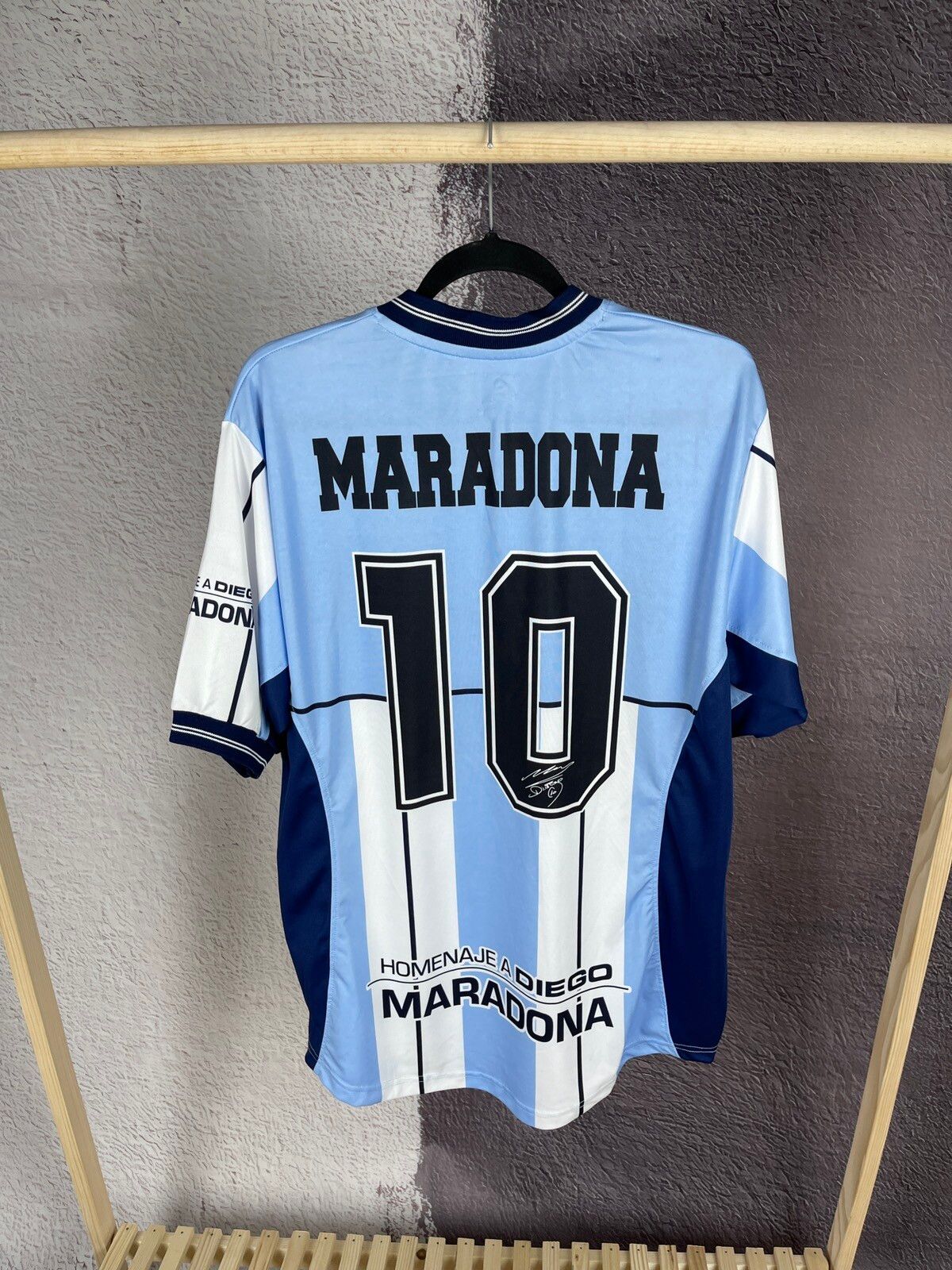 Soccer Jersey Limited Edition Jersey Argentina Maradona football soccer Size US M / EU 48-50 / 2 - 12 Thumbnail
