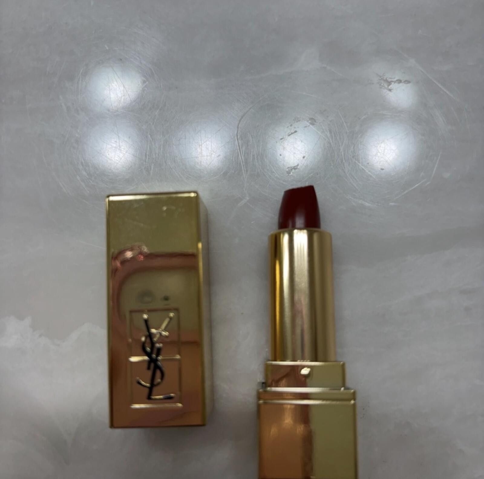 Other (YSL) Yves Saint Laurent Luxurious Lipstick Size ONE SIZE - 1 Thumbnail