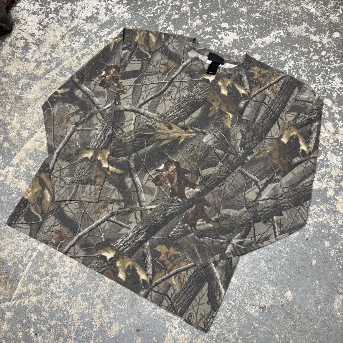 Vintage Vintage Winchester RealTree Camo Essential Pocket Long Slee Size US XL / EU 56 / 4 - 2 Thumbnail
