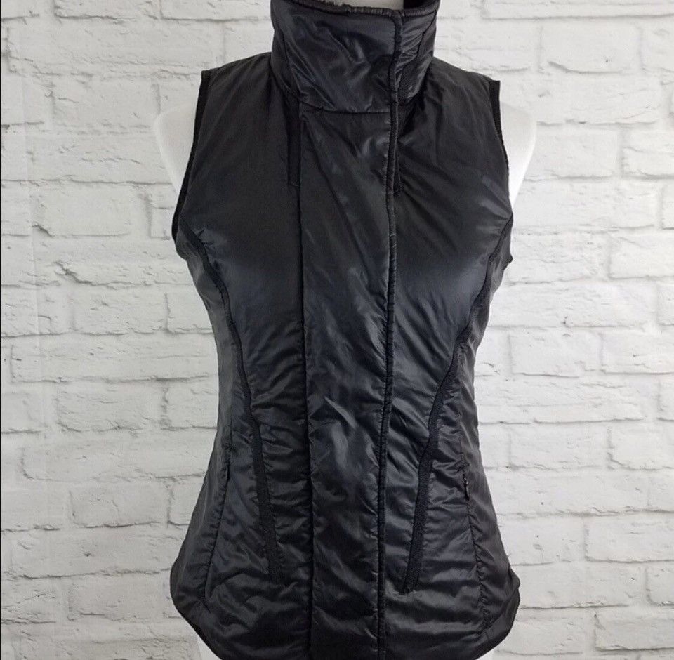 Lululemon Lululemon Black Glacier Quilted Fleece lined Vest Jacket Size S / US 4 / IT 40 - 8 Thumbnail