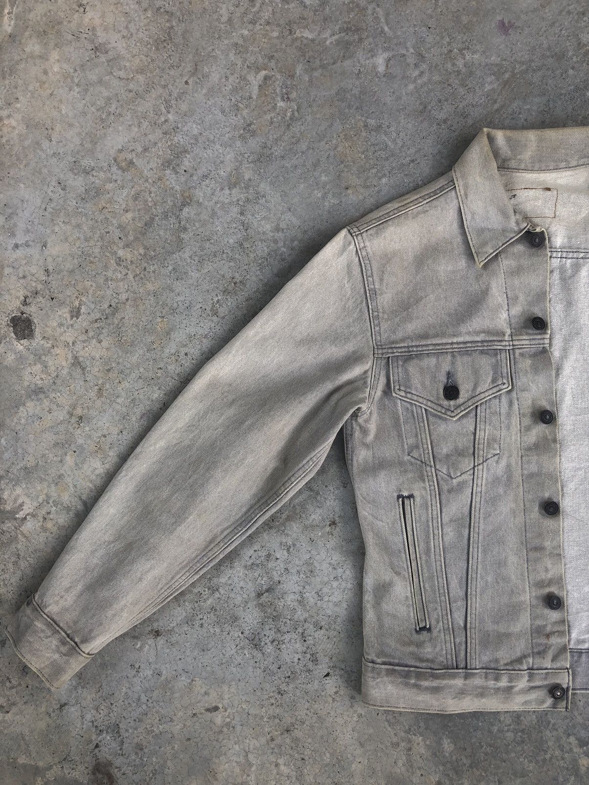 Levi's Vintage 80’s Levi’s Denim Jacket Distressed Denim Size US S / EU 44-46 / 1 - 8 Thumbnail