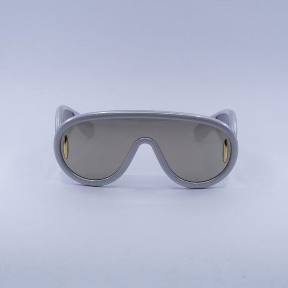 Loewe Loewe LW40108I 24C Sunglasses Light Grey/Gold Shield Frame Size ONE SIZE - 2 Thumbnail