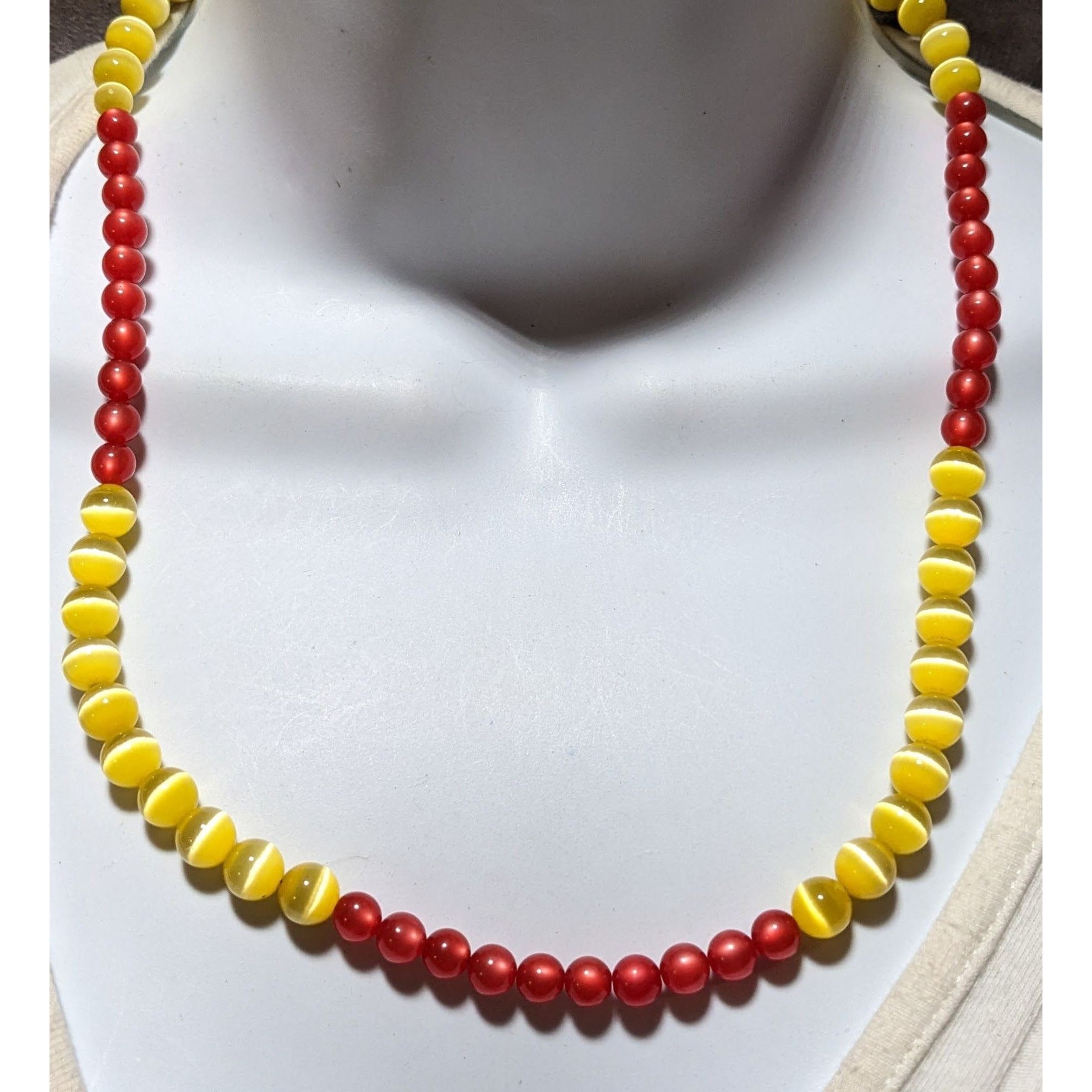 Other Red And Yellow Cat Eye Necklace Size ONE SIZE - 5 Thumbnail