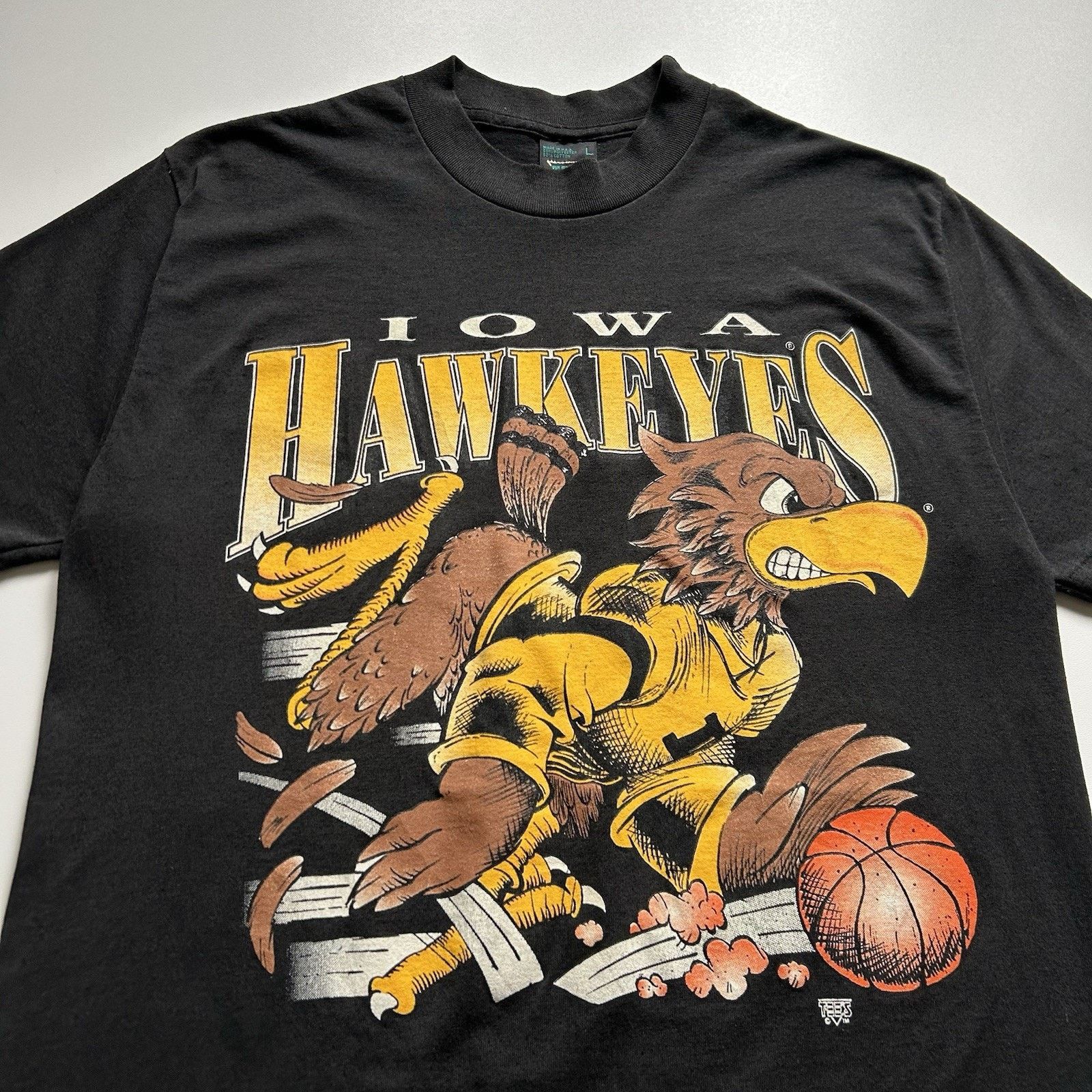 NCAA Vintage Iowa Hawkeyes Shirt Large Slim Black 90s University Size US L / EU 52-54 / 3 - 2 Thumbnail