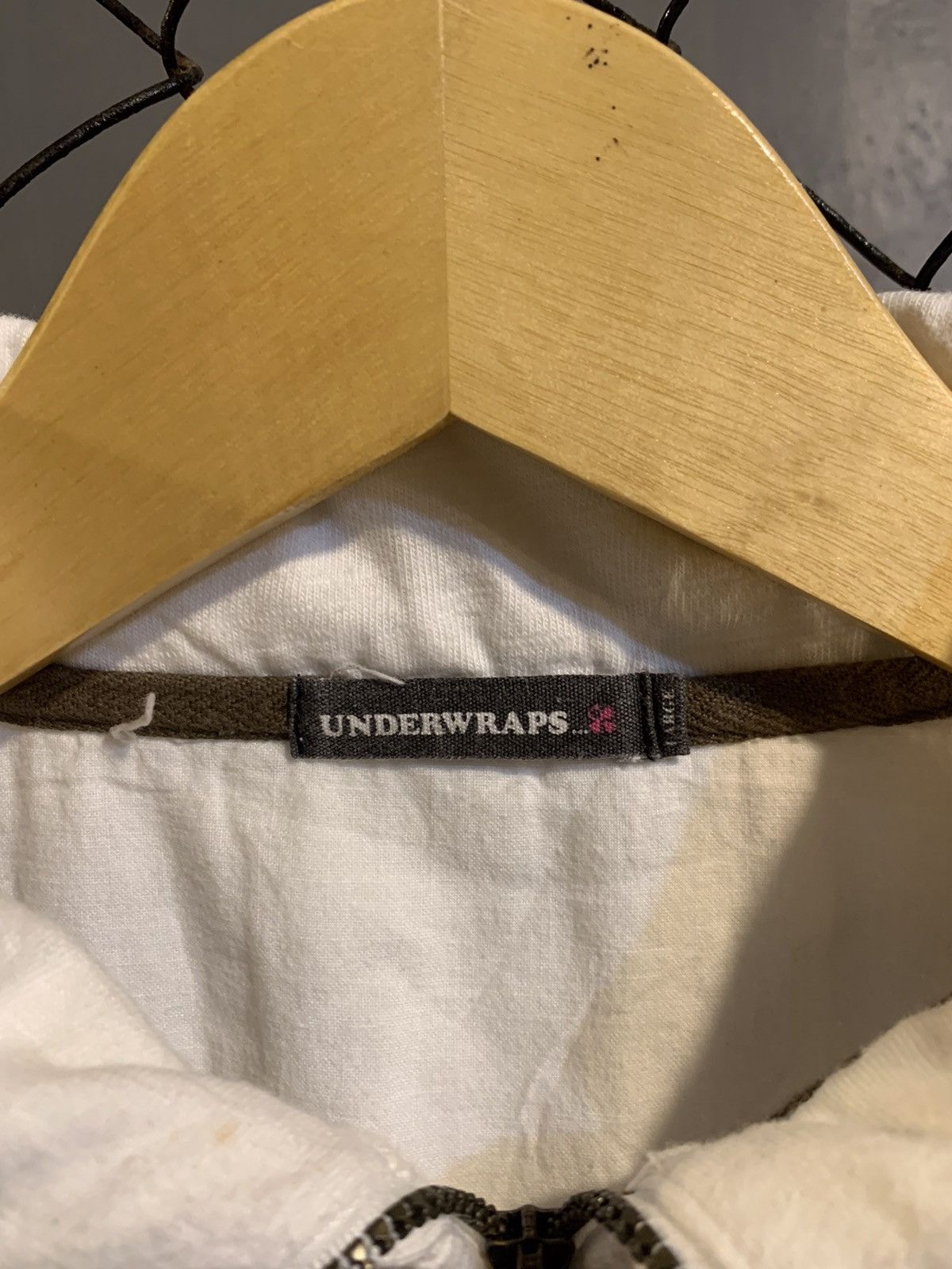 20471120 × Beauty Beast × If Six Was Nine Underwraps Rock Army Ifsixwasnine Longsleeve T Shirt Size L / US 10 / IT 46 - 3 Thumbnail