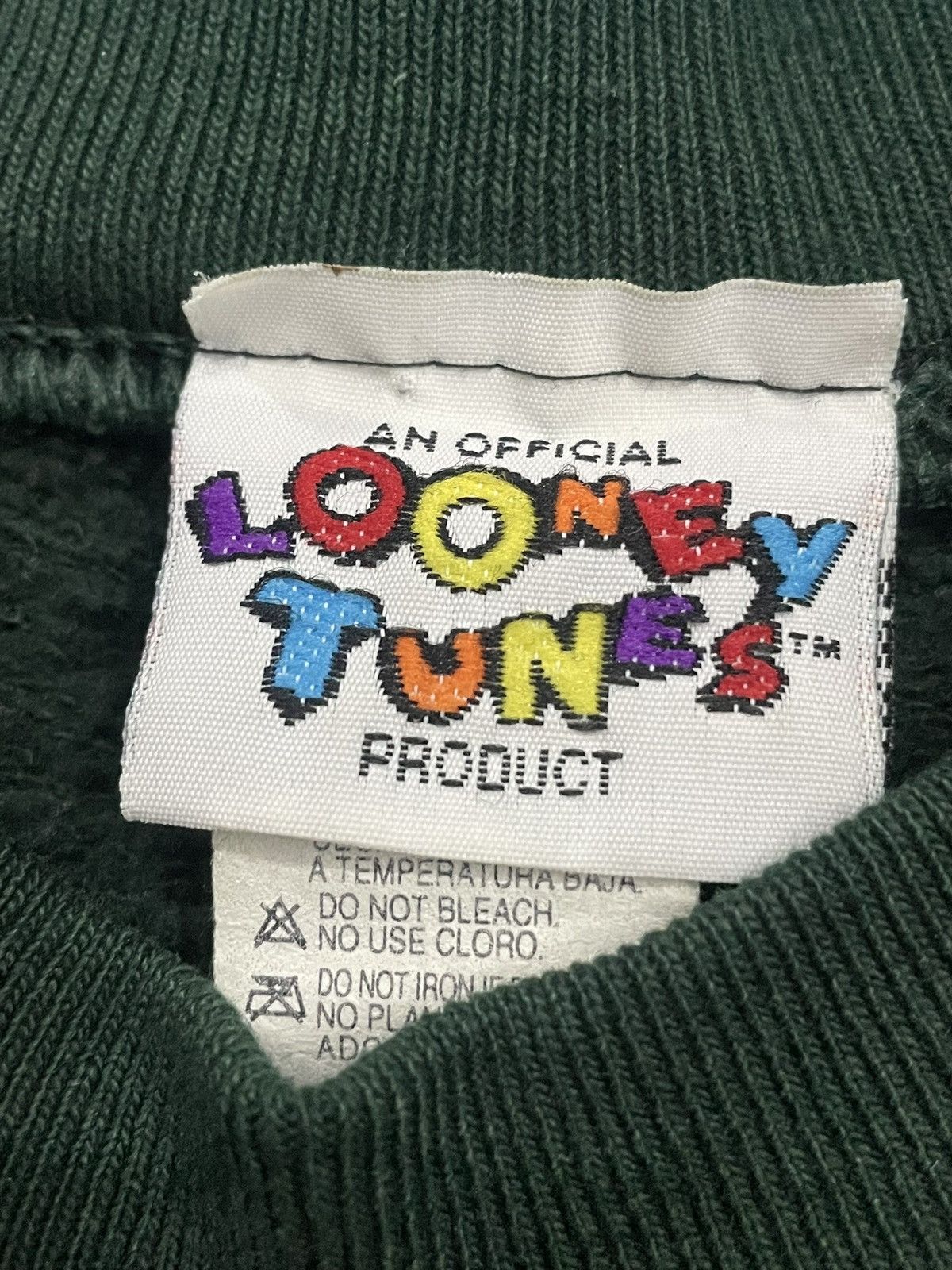 Vintage 1996 daffy duck sweater Size US L / EU 52-54 / 3 - 4 Thumbnail