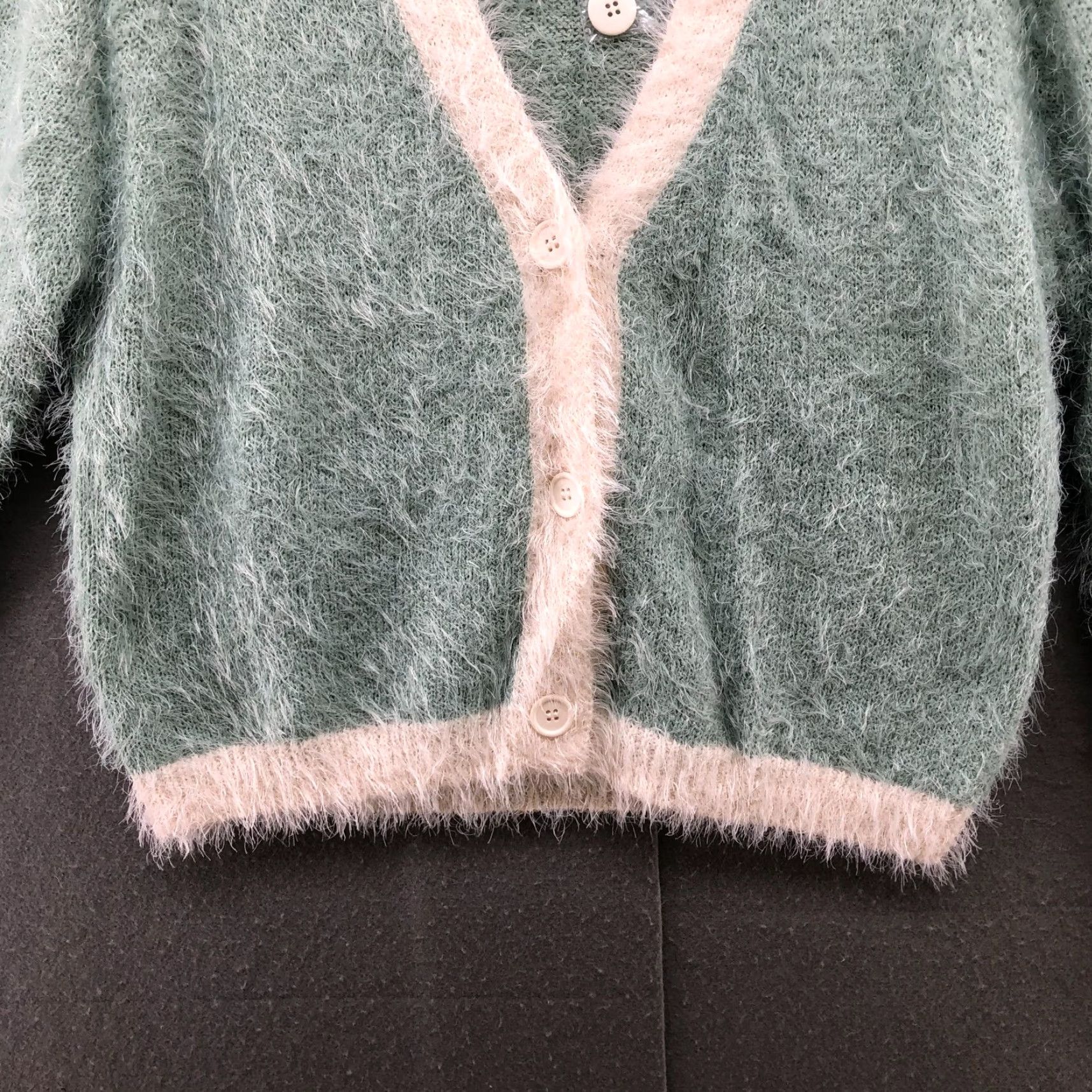 Vintage NWOT It's Our Time Fuzzy Cardigan Womens M V-Neck Mint Pastel Button Front Size M / US 6-8 / IT 42-44 - 4 Thumbnail