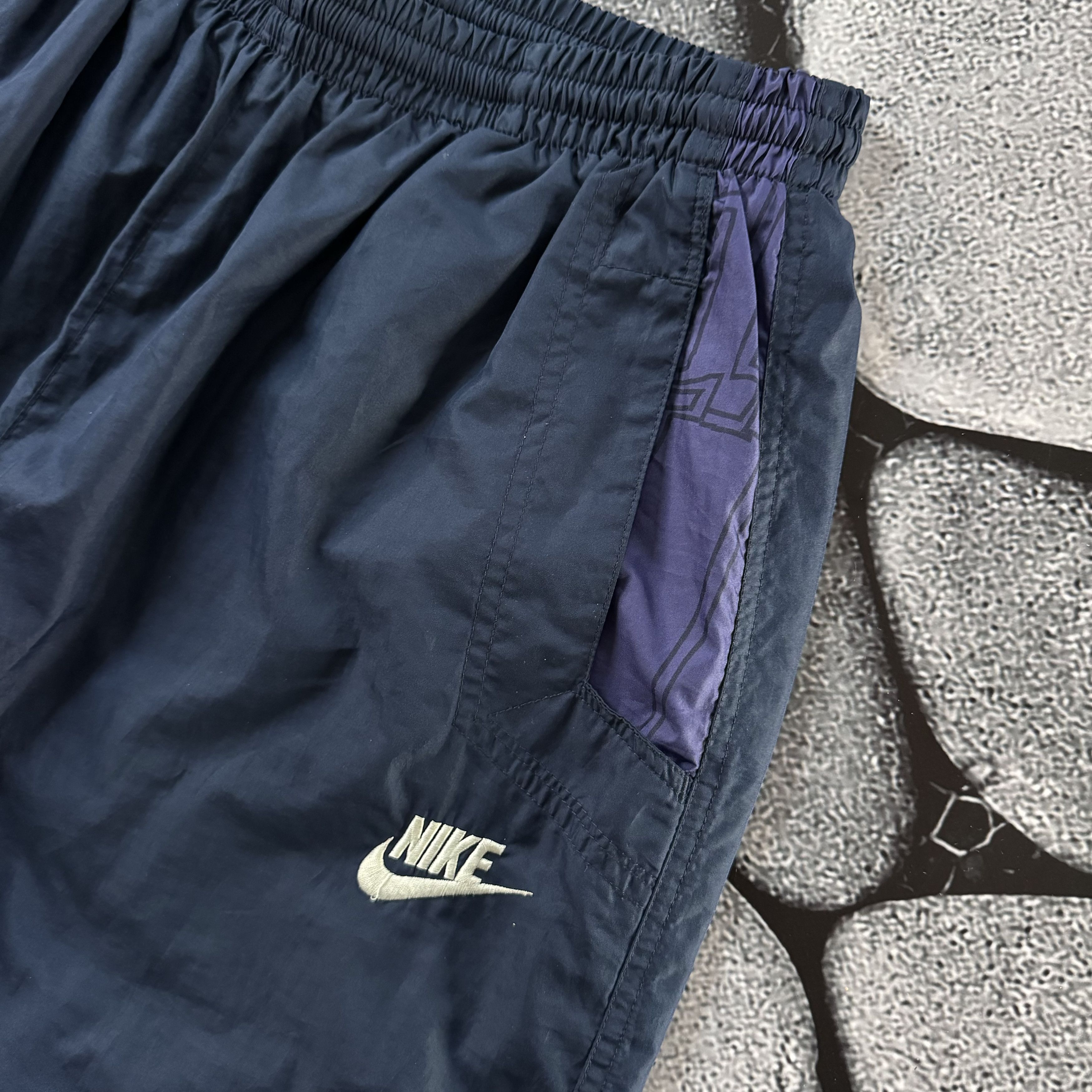 Nike × Vintage NIKE 90S NYLON TRACK PANT VINTAGE RETRO STYLE Y2K Size US 34 / EU 50 - 10 Thumbnail