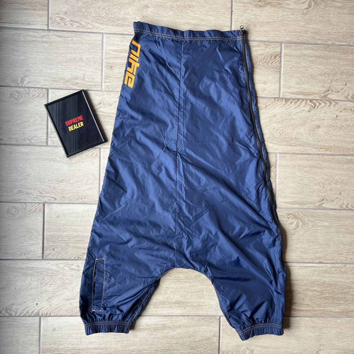 Nike Rick Owens Style Vintage Nike Nylon Pants Avangard Size S Size US 30 / EU 46 - 1 Thumbnail