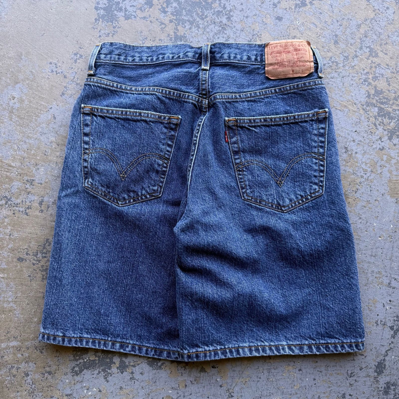 Levi's Vintage Y2K Levi’s 550 Relaxed Fit Jorts Sz 32 Size US 32 / EU 48 - 1 Thumbnail
