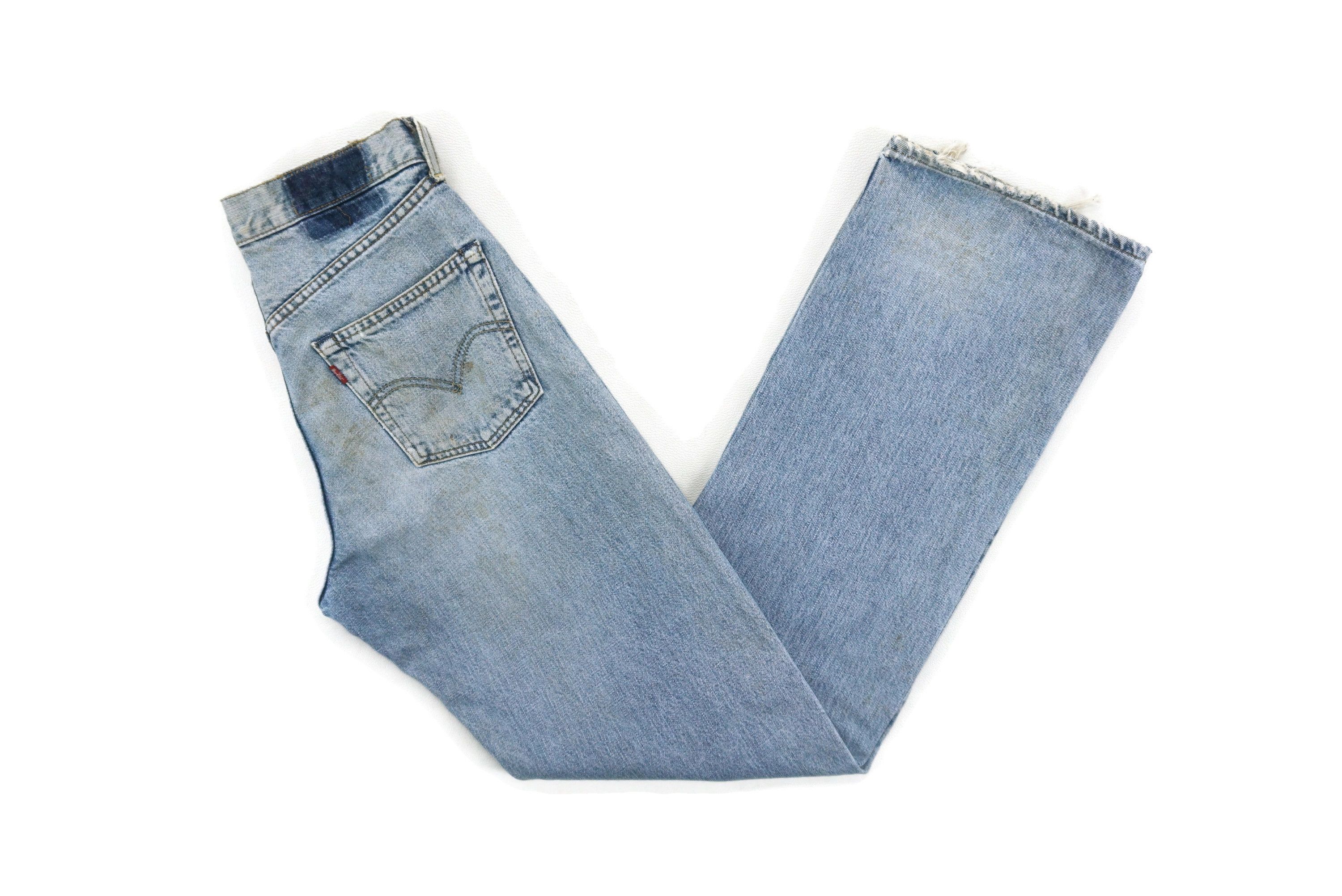 Levi's Vintage Levi's Jeans Size W30xL33.5 Light Wash Denim Size US 30 / EU 46 - 3 Thumbnail