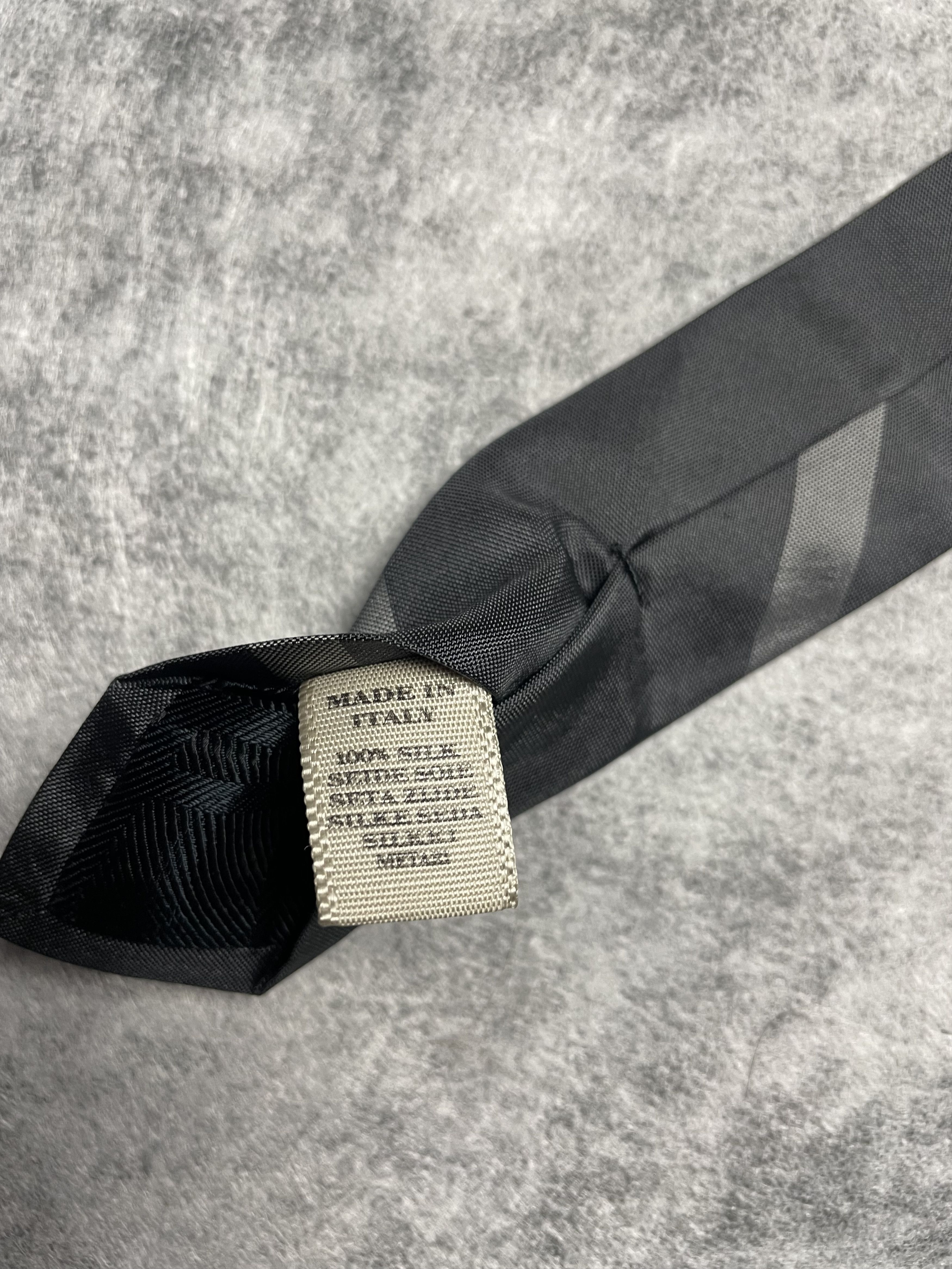 Burberry Burberry London Gray Black Check Plaid Silk Mens Tie Size ONE SIZE - 6 Thumbnail