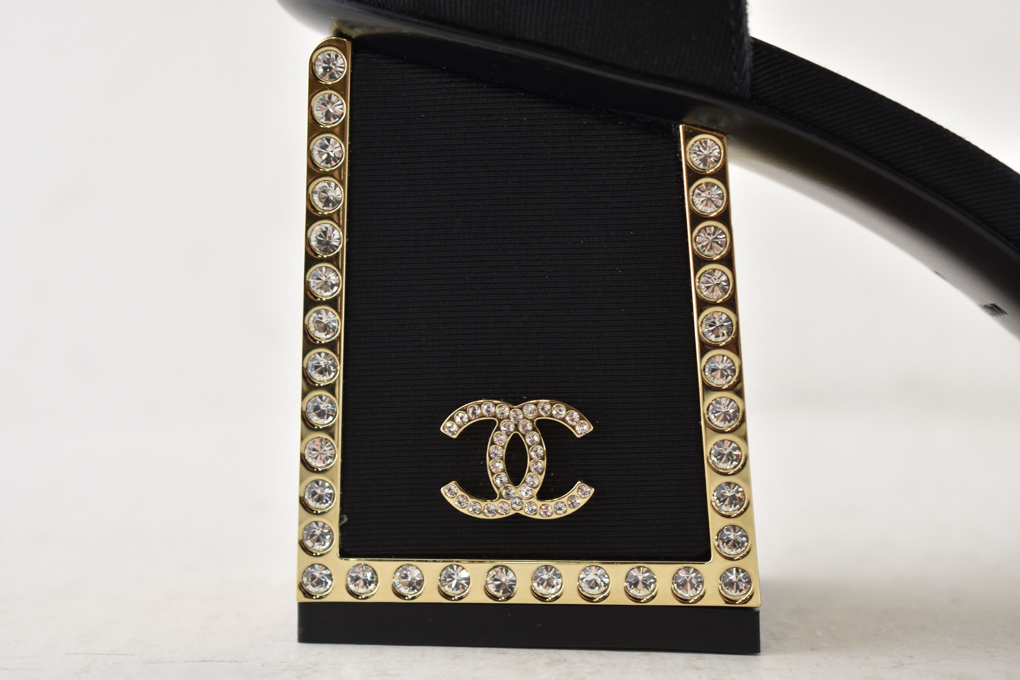Chanel Chanel 24B Crystal Logo Gold Ankle Strap Block Heel Pump 40 Size US 10 / IT 40 - 6 Thumbnail
