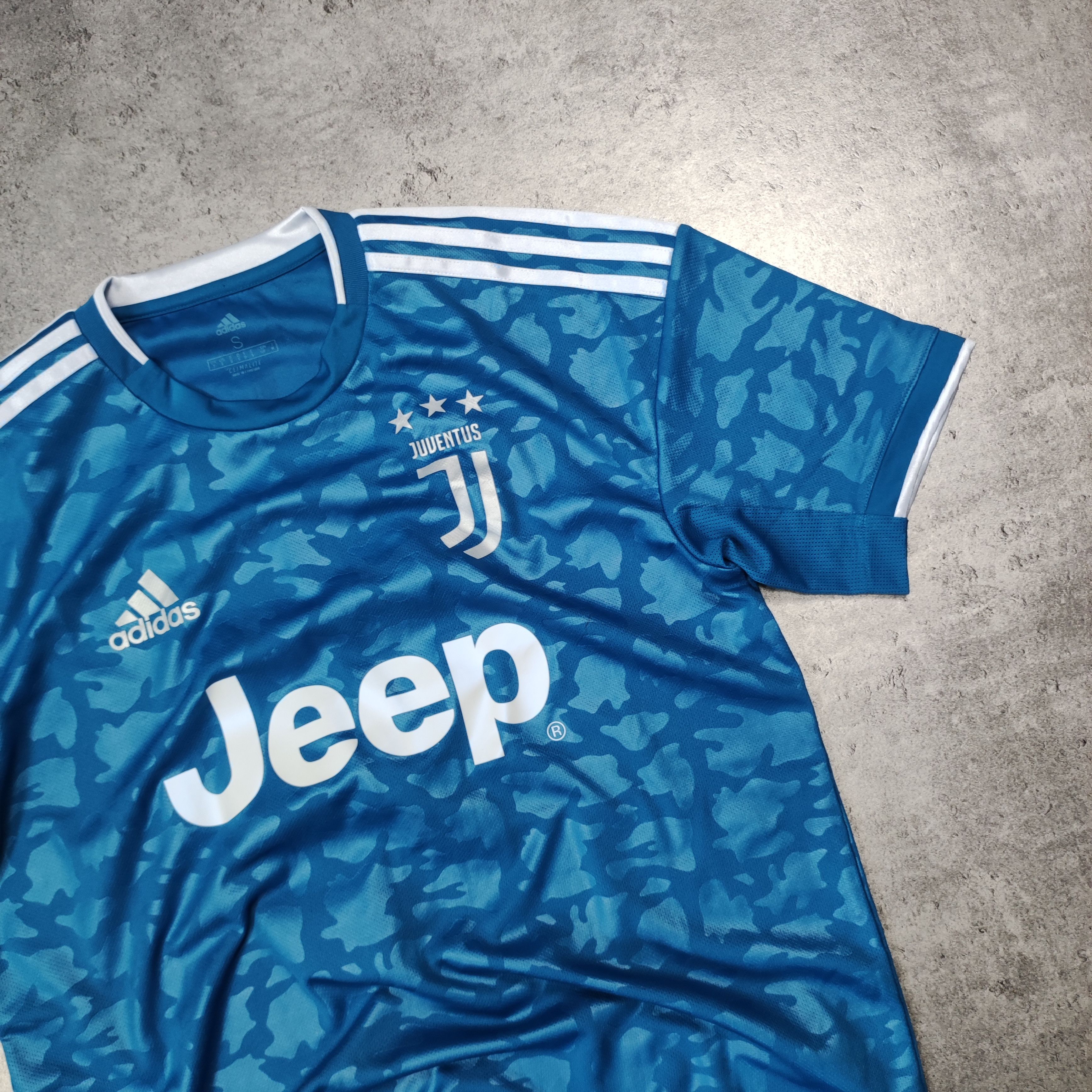 Adidas RARE #8 Ramsey Juventus FC Away Match Adidas Jersey Size US L / EU 52-54 / 3 - 4 Thumbnail