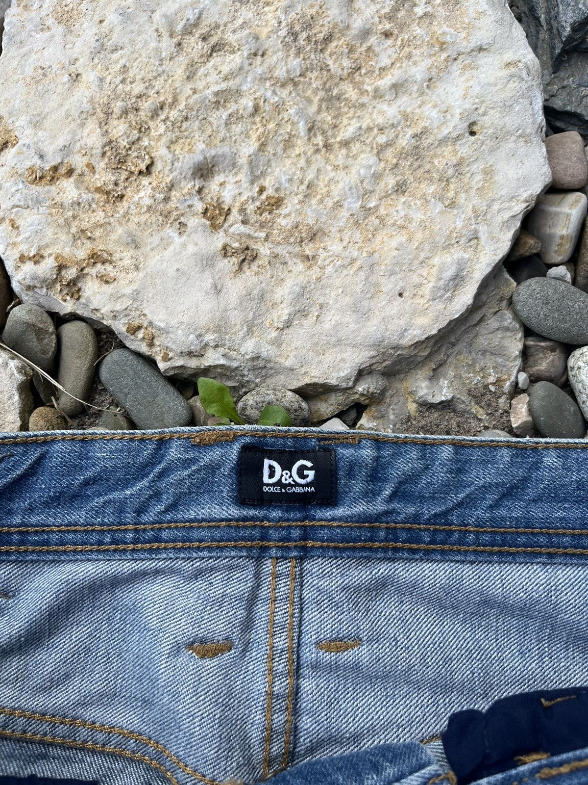 Dolce & Gabbana × Jean Vintage Dolce & Gabbana y2k distressed jeans ripped pants Size US 30 / EU 46 - 16 Thumbnail