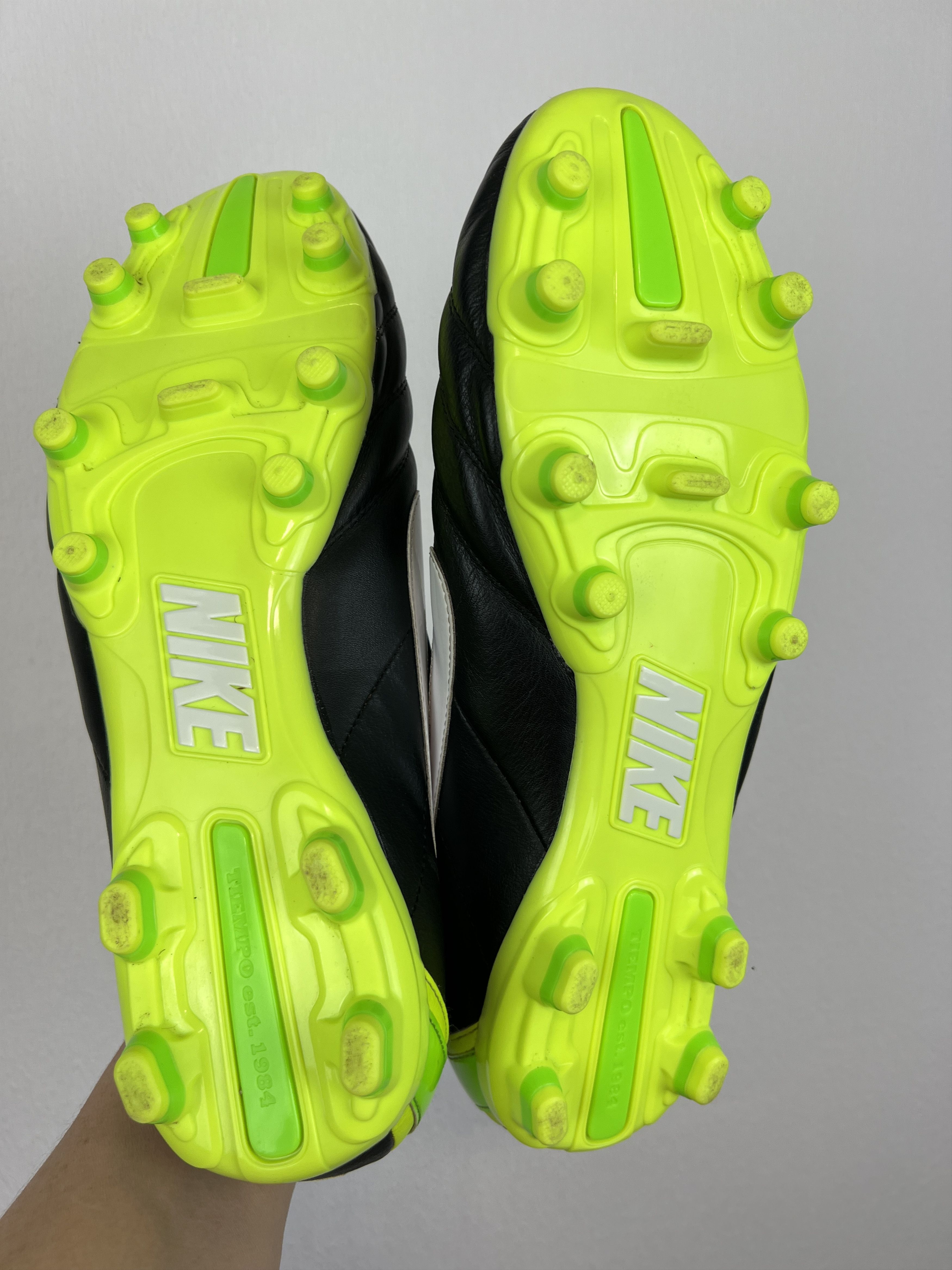 Nike Tiempo Legend Elite Soccer Cleats Football Boots UK 13 US 14 Size US 14 / EU 47 - 6 Thumbnail