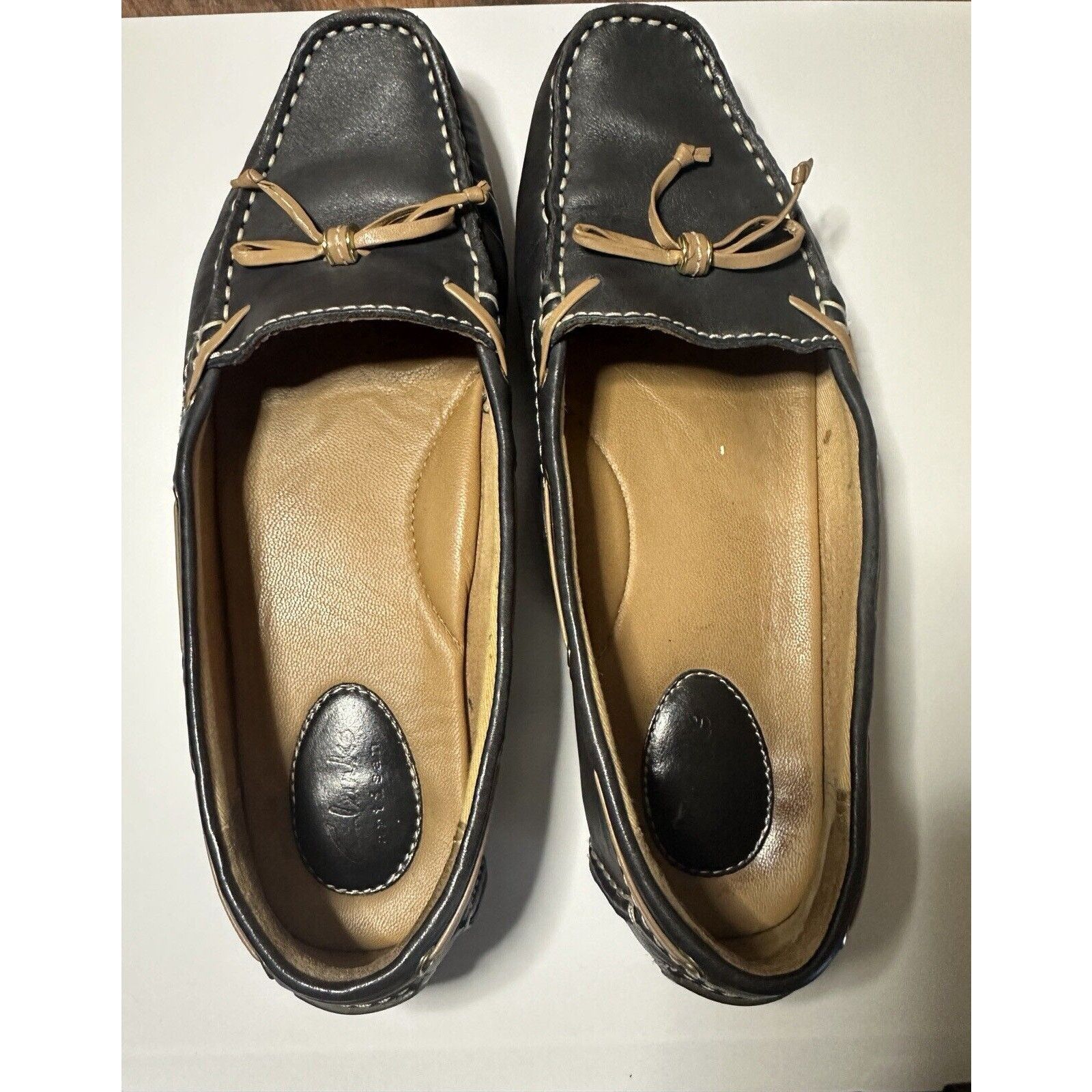 Clarks Clarks Leather Loafer Moccasins Driving Shoes Size 7.5 Women Size US 7.5 / IT 37.5 - 2 Thumbnail