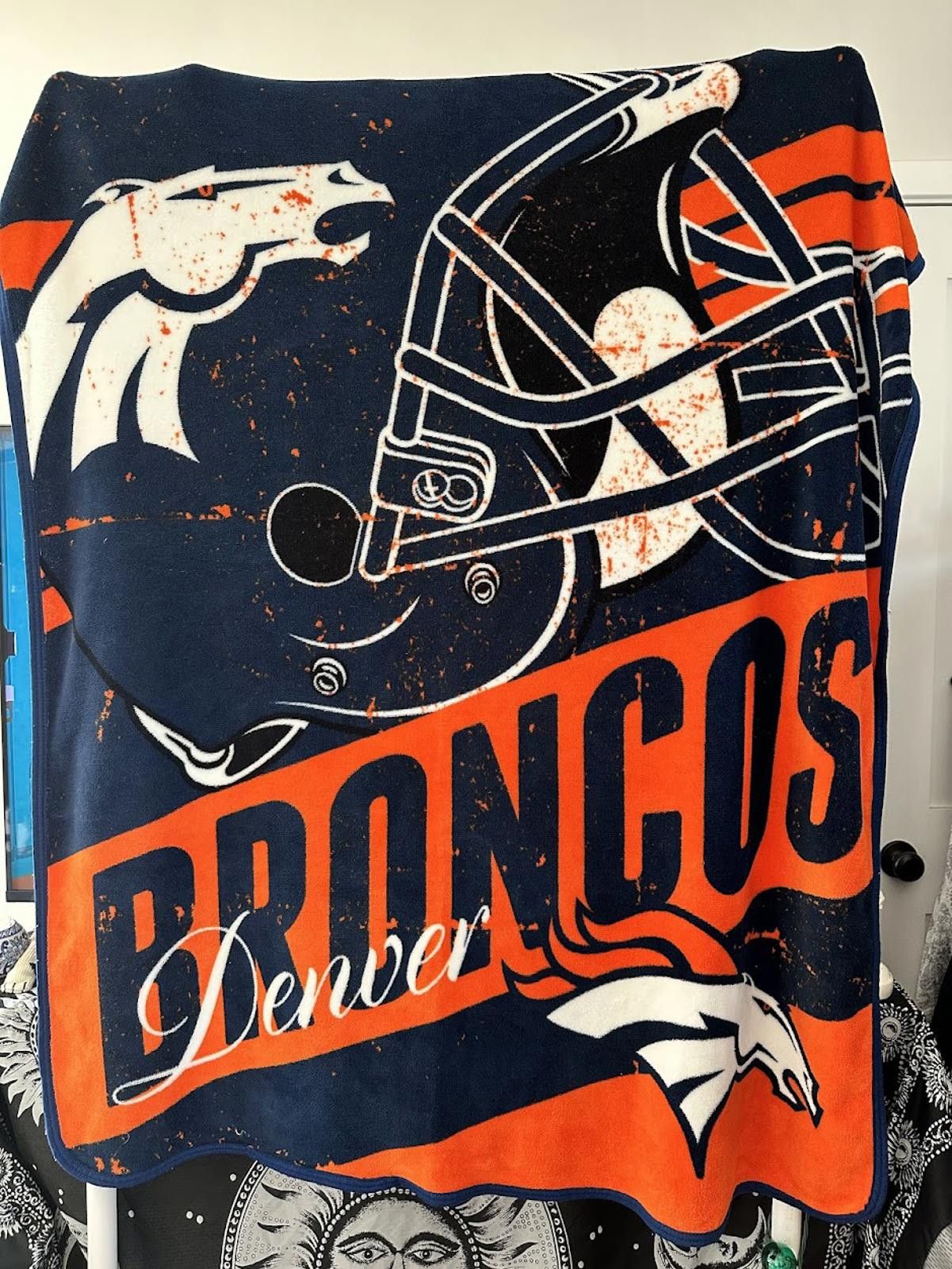 NFL Denver Broncos Plush Blanket Size ONE SIZE - 1 Preview