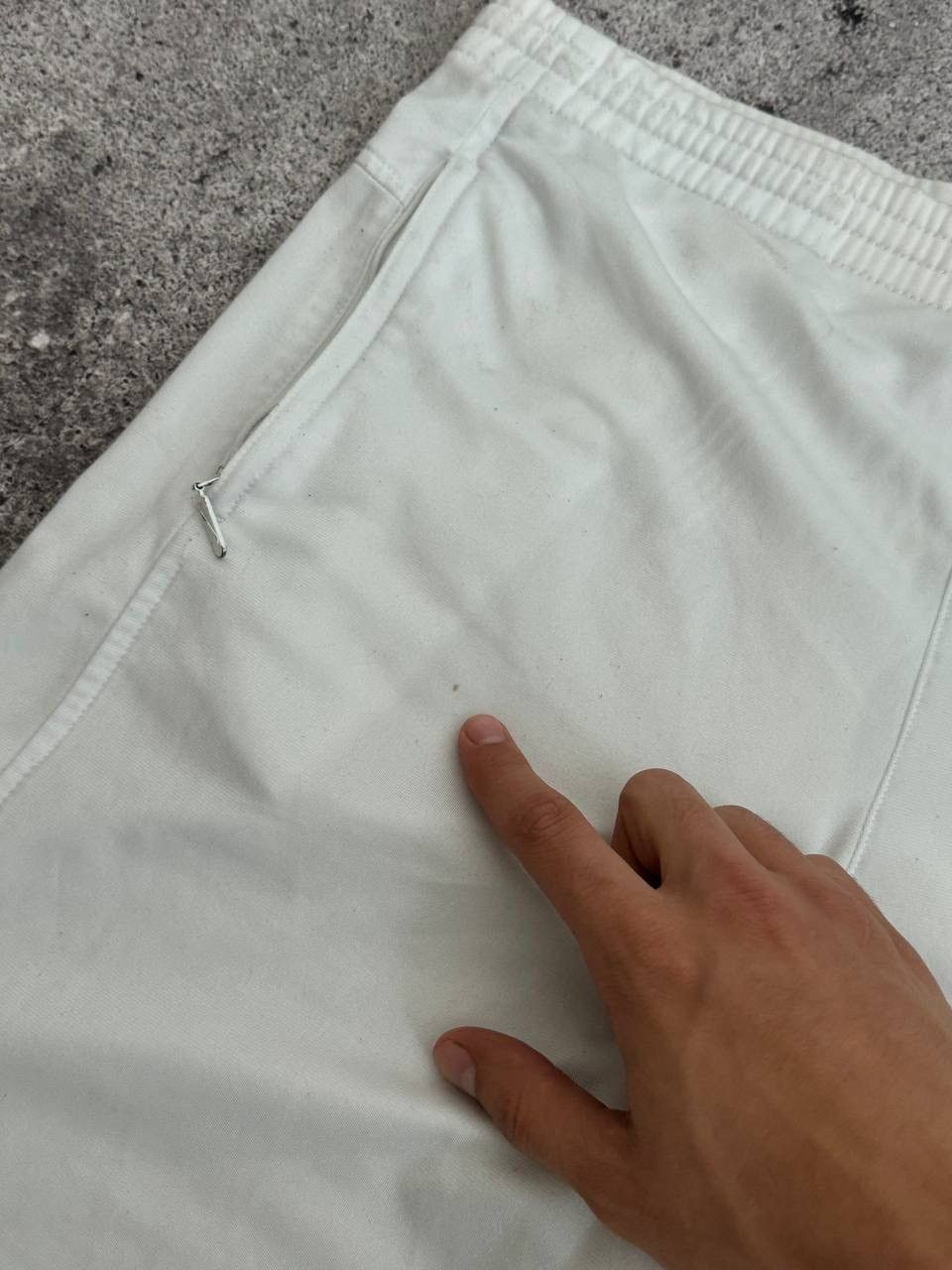 Nike Vintage Nike big swoosh Y2K white baggy pants Size US 30 / EU 46 - 8 Thumbnail