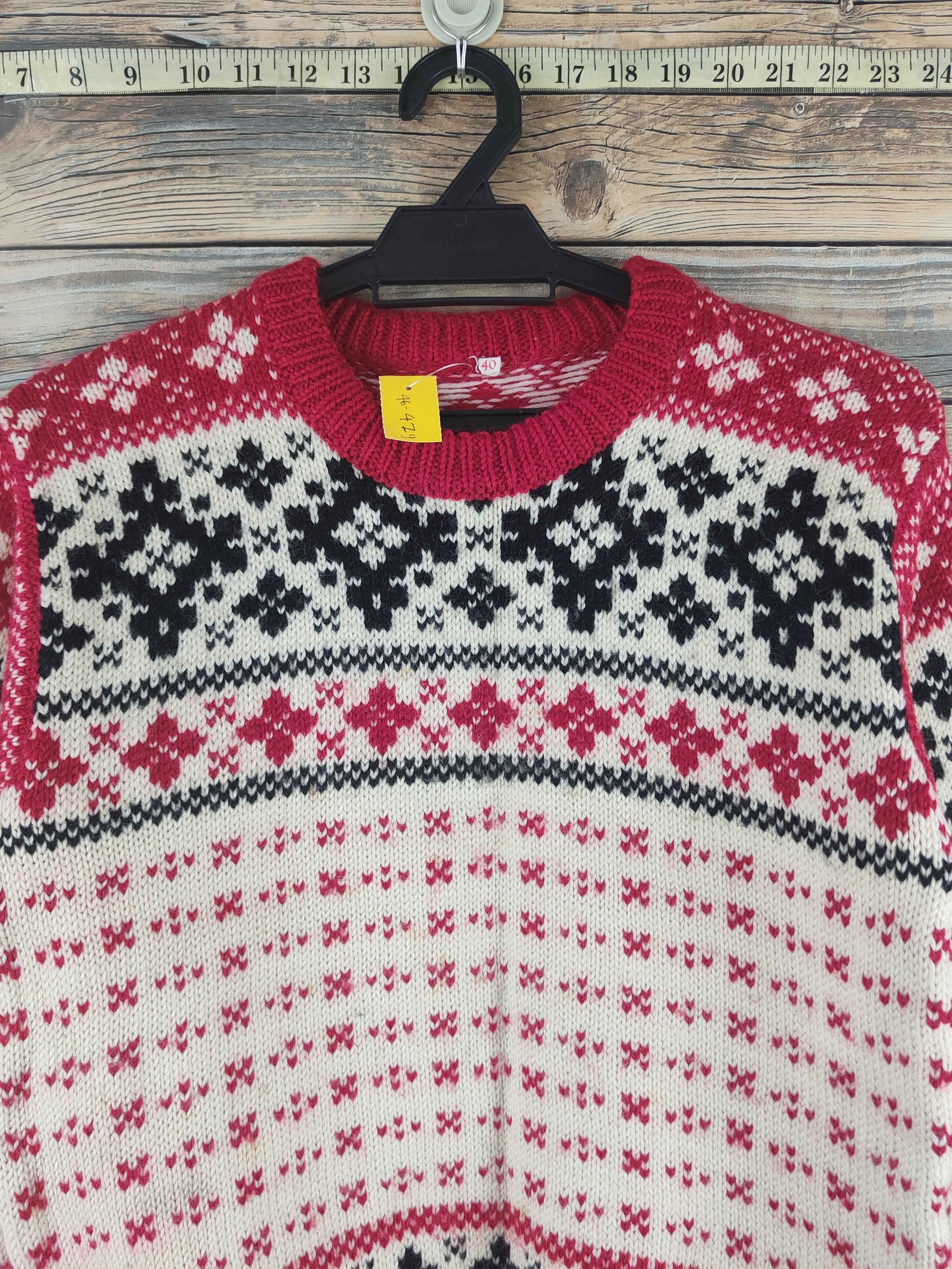 Japanese Brand DL Japanese Brand Red Cream Knitwear Sweatshirts #46-479 Size US XS / EU 42 / 0 - 2 Thumbnail