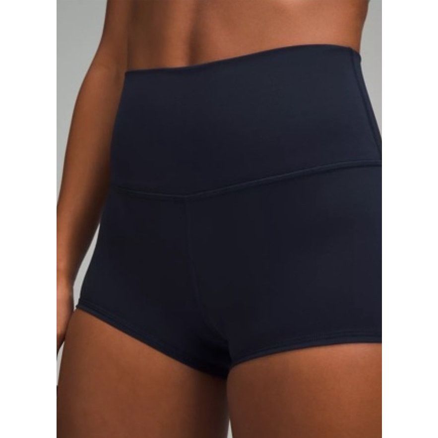 Lululemon lululemon Align™ High-Rise Short 2" Size 28" / US 6 / IT 42 - 5 Thumbnail