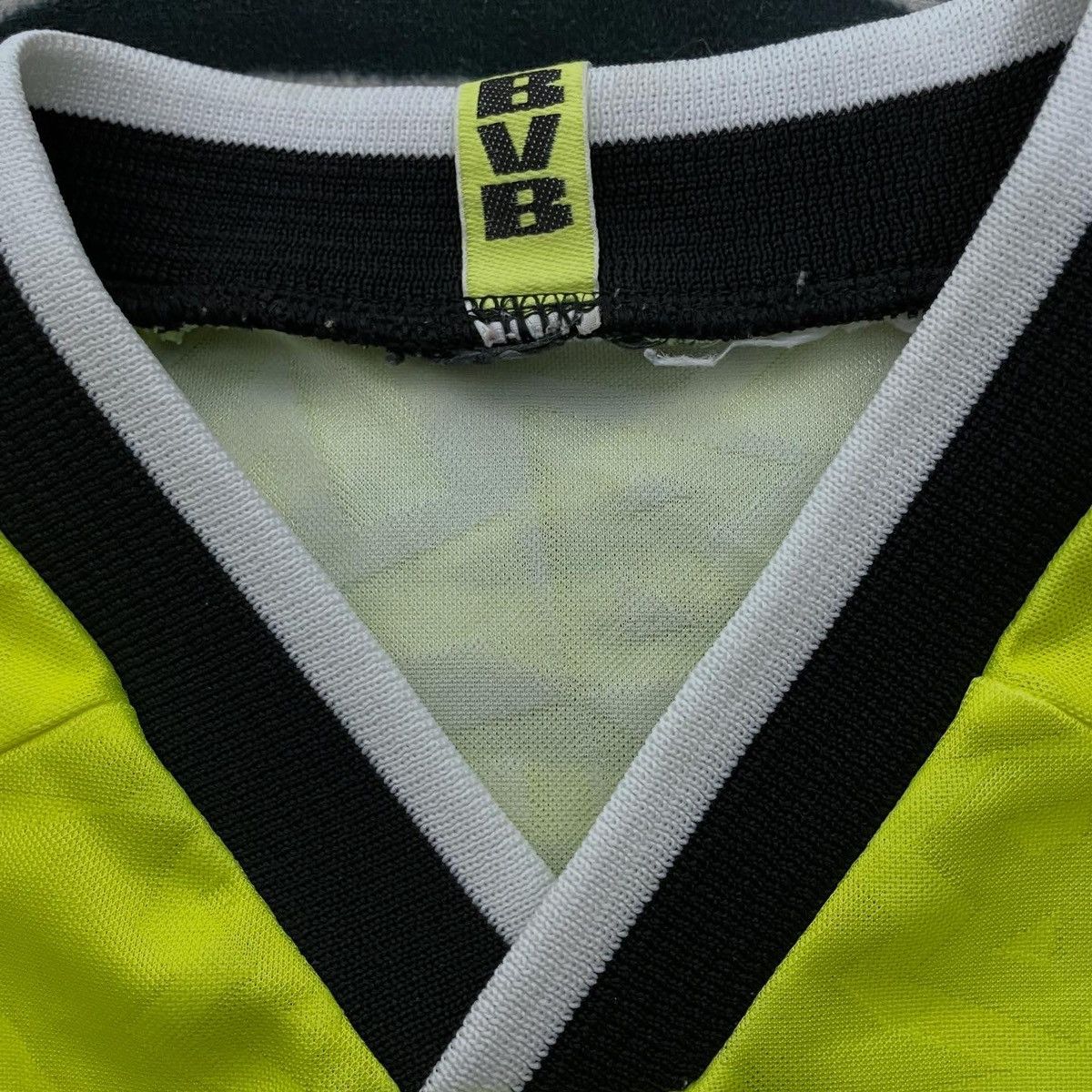 Nike Borussia Dortmund 1997/98 away jersey Vintage Nike Size US S / EU 44-46 / 1 - 3 Thumbnail