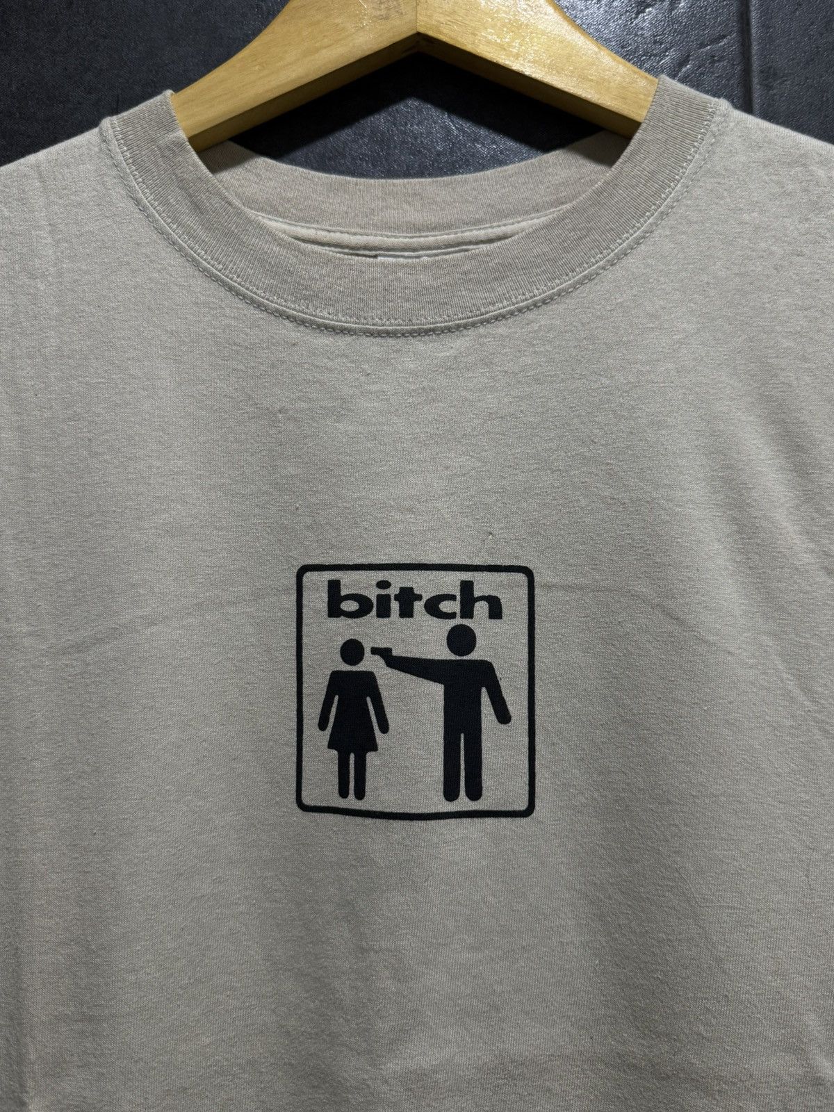 Other Vintage 00s Bitch Skateboard Tshirt Size US L / EU 52-54 / 3 - 3 Thumbnail