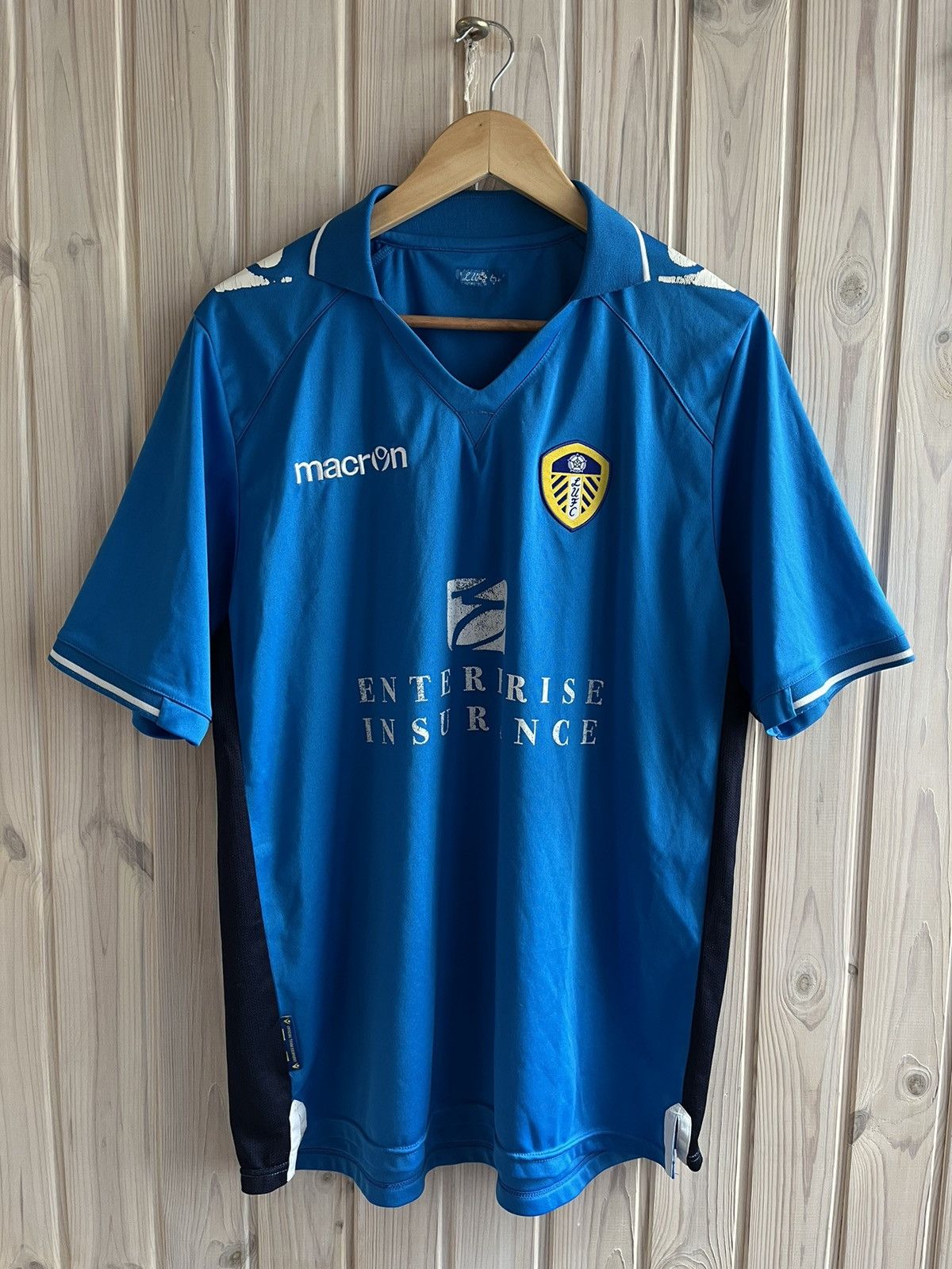 Macron × Vintage Macron Leeds United 2012/2013 Away Jersey T-Shirt Size L Size US L / EU 52-54 / 3 - 1 Thumbnail