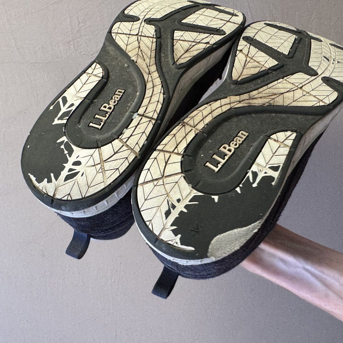 L.L. Bean L.L. Bean Suede Mesh Comfort Fitness Walking Sneakers Size US 11.5 / EU 44-45 - 8 Thumbnail