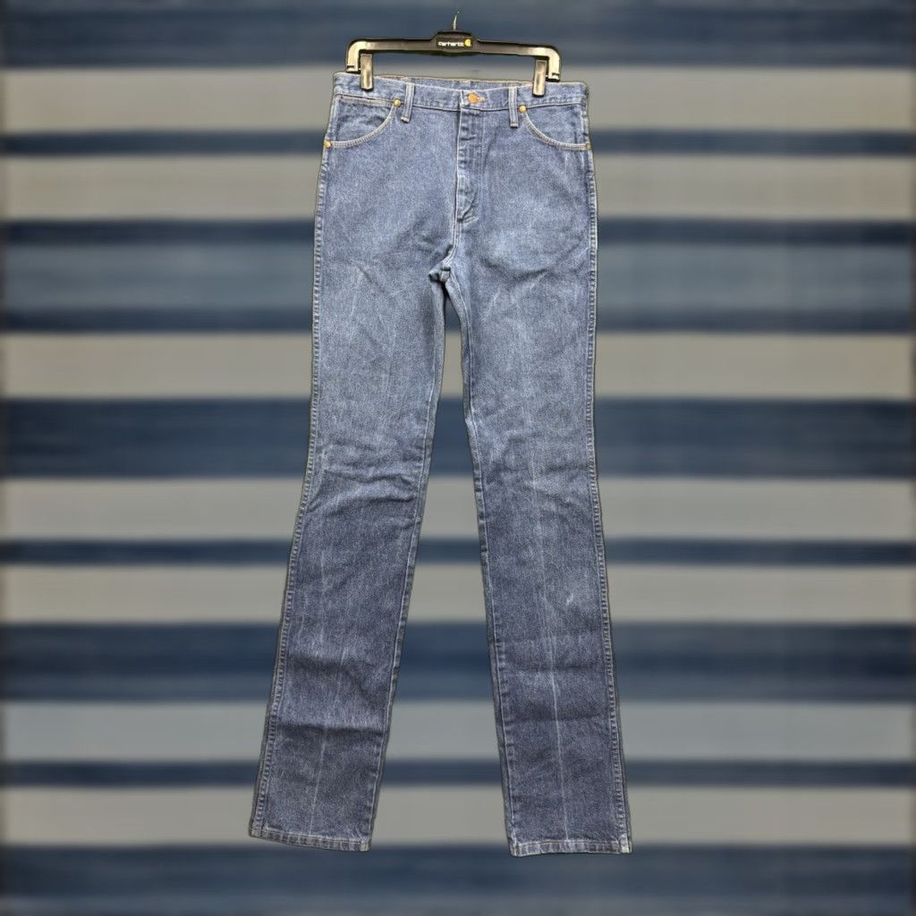 Wrangler Wrangler Jeans Mens 32x40 Slim Seat and Thigh Western Cowboy Cut 936 Denim Blue 5-Pocket Logo Collection Western Mens Jeans Size US 32 / EU 48 - 1 Thumbnail