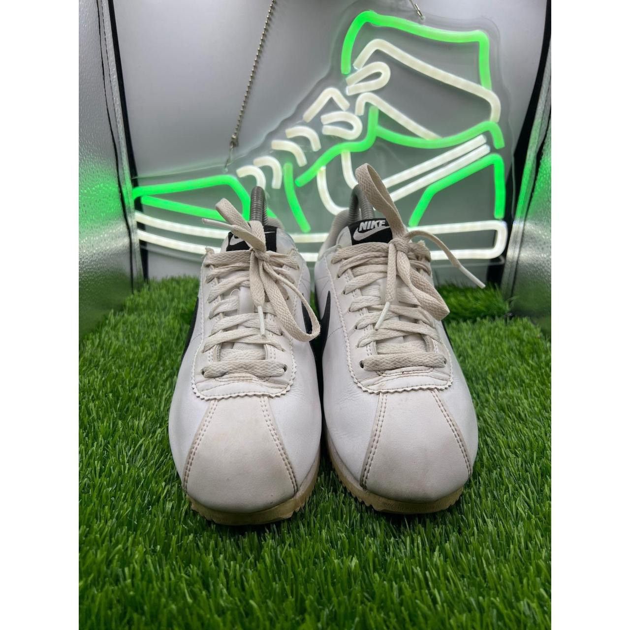 Nike Nike Cortez Basic Womens 7.5 White Black Gum Sole Sneakers Size US 7.5 / IT 37.5 - 2 Thumbnail