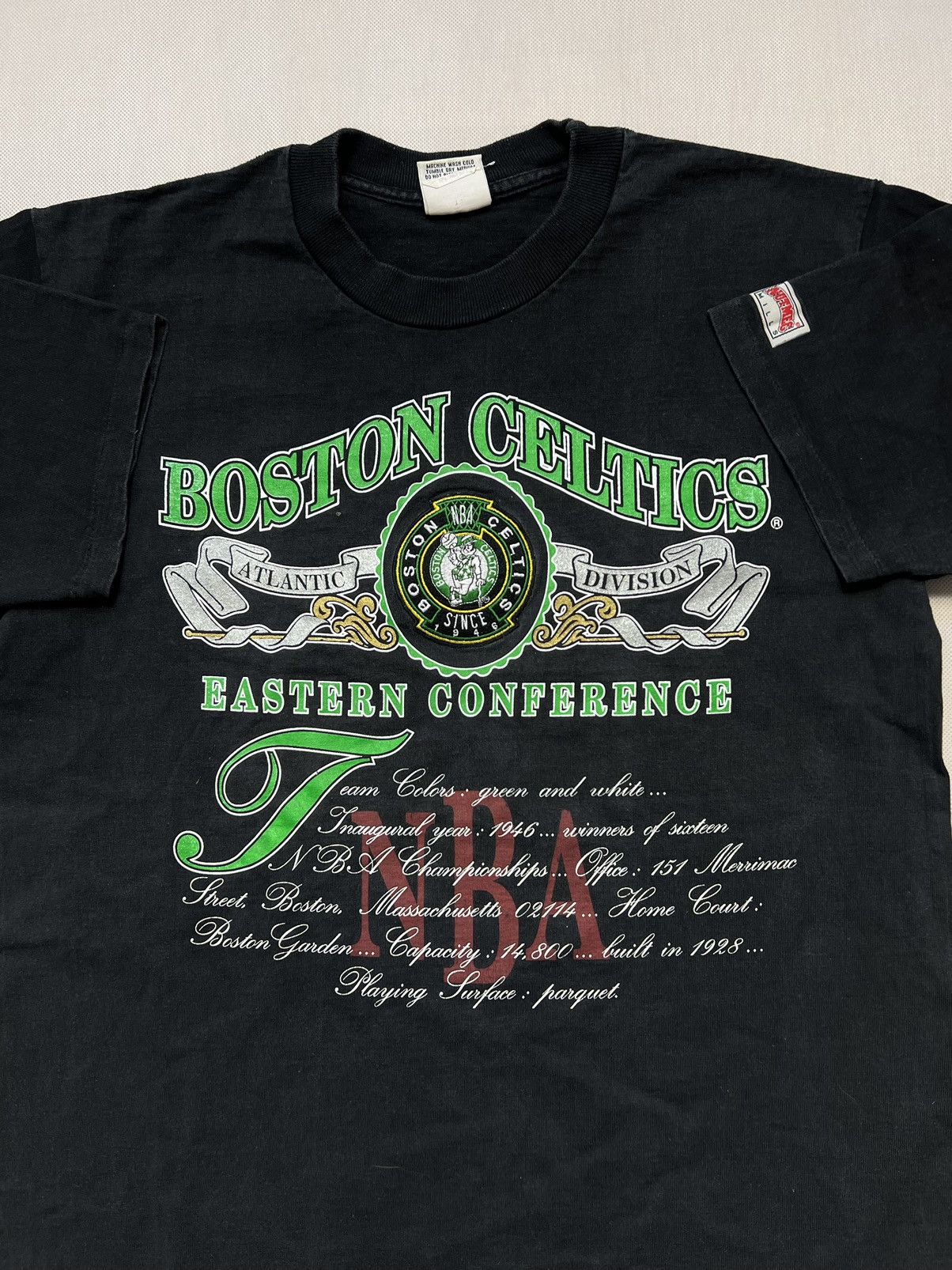 NBA × Nutmeg × Vintage Tshirt Boston Celtics NBA Nutmeg vintage 90’s rare Size US XL / EU 56 / 4 - 1 Thumbnail