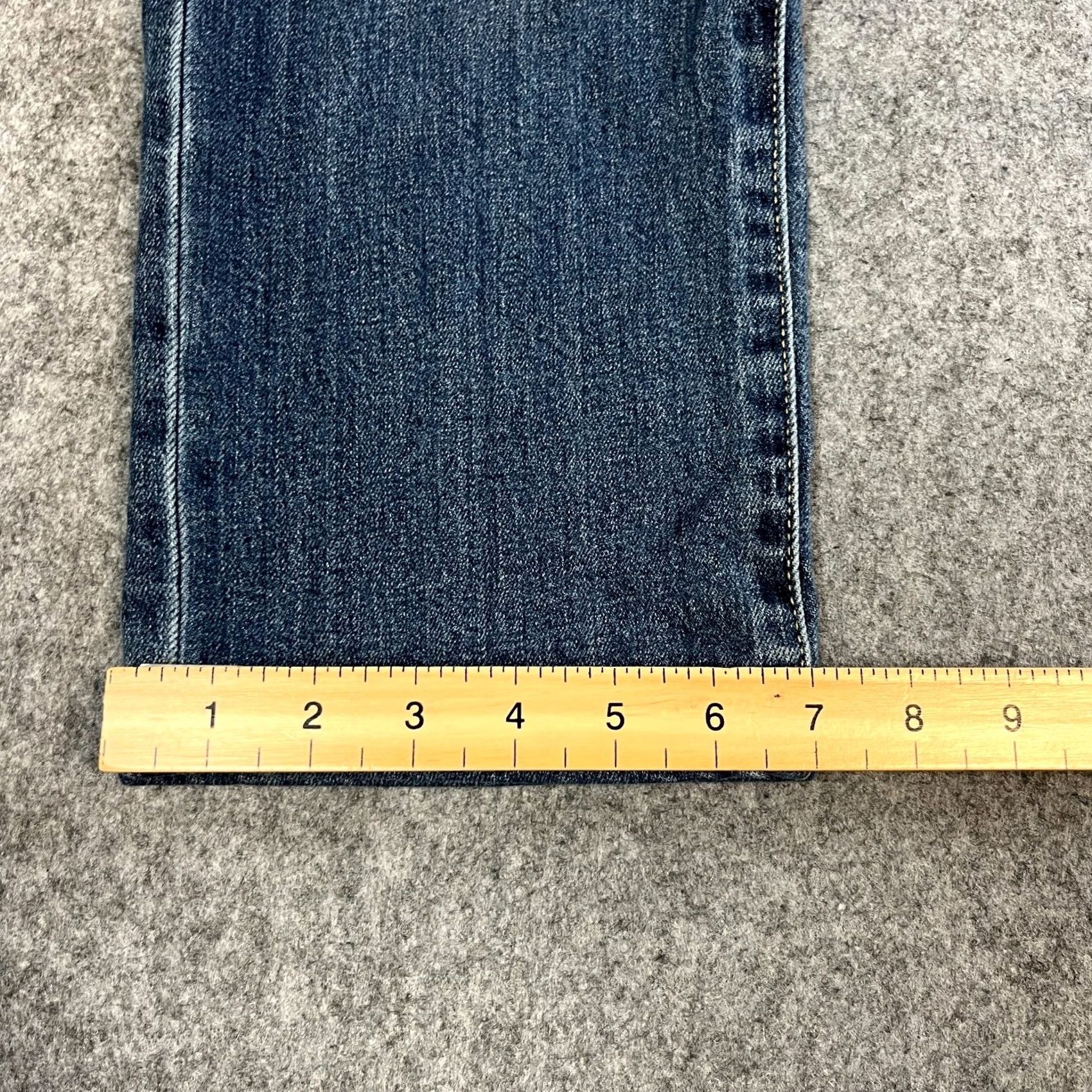 Armani Exchange Armani Exchange Jeans Slim Tapered 38 Medium Wash Blue Stretch J13 Mens Size US 38 / EU 54 - 3 Thumbnail
