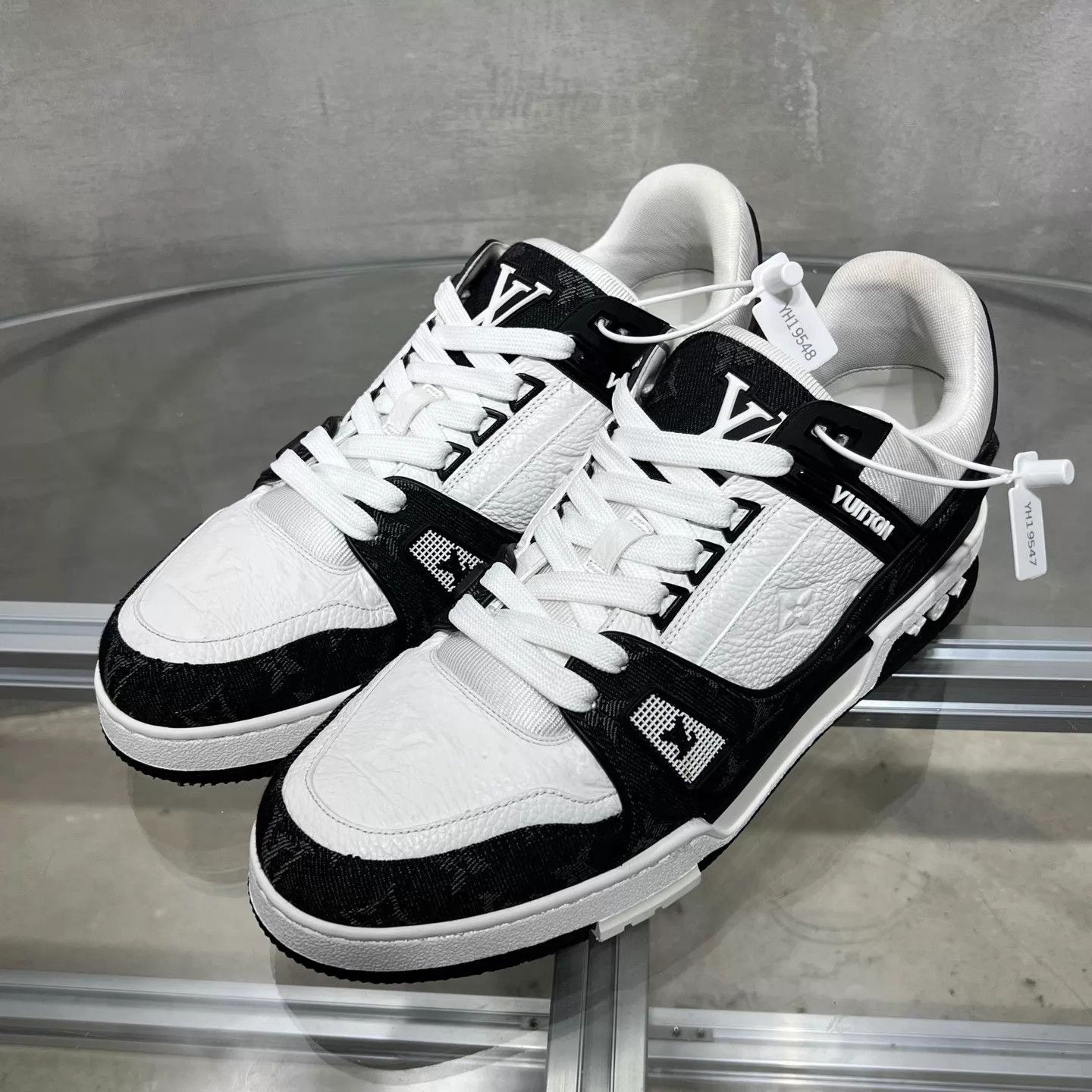 Louis Vuitton LV TRAINER Black & White Denim Sneakers UK9.5 Size US 10.5 / EU 43-44 - 2 Thumbnail