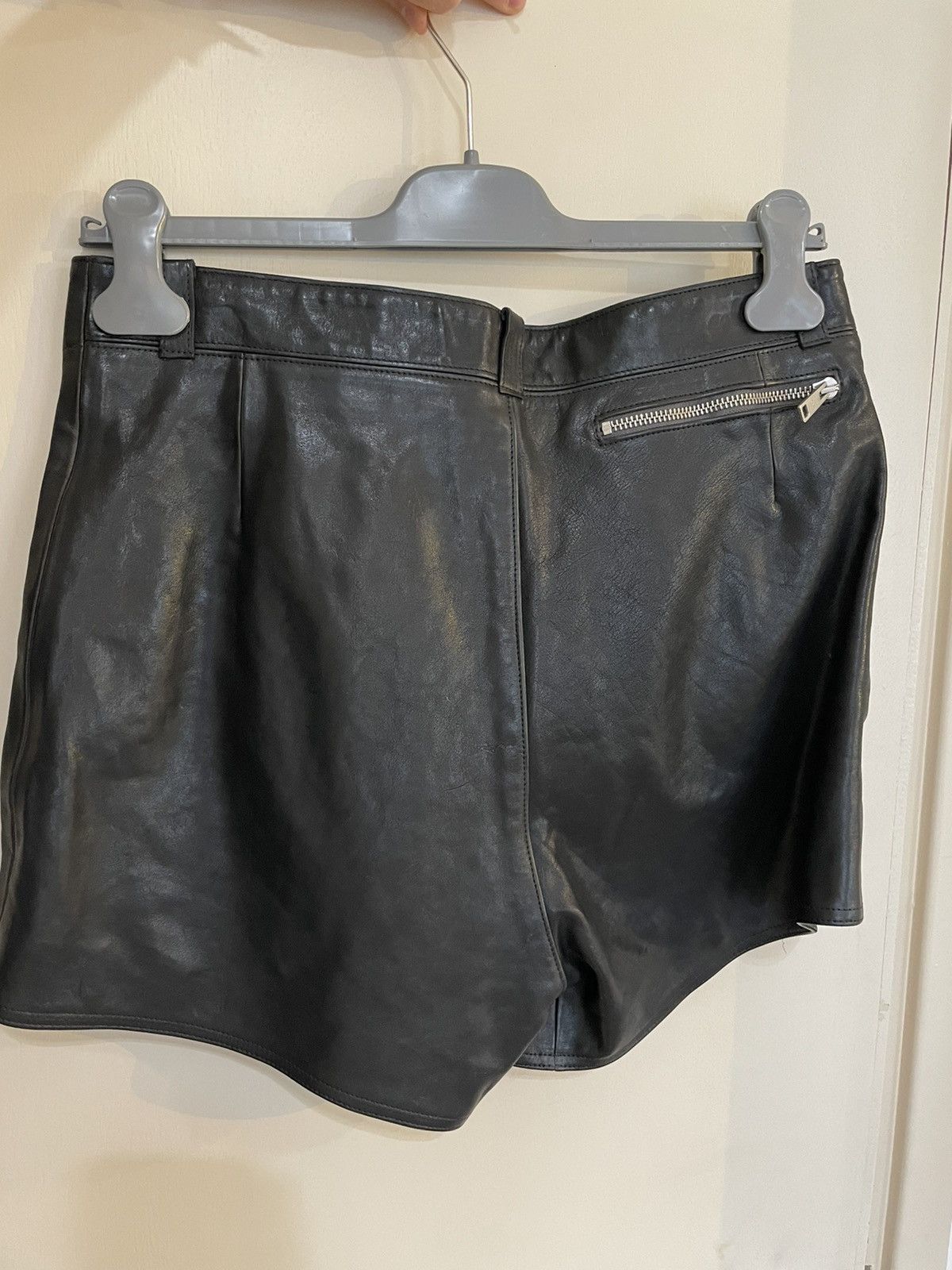 Prada Prada 2023 SS runway mens leather shorts Size US 30 / EU 46 - 5 Thumbnail