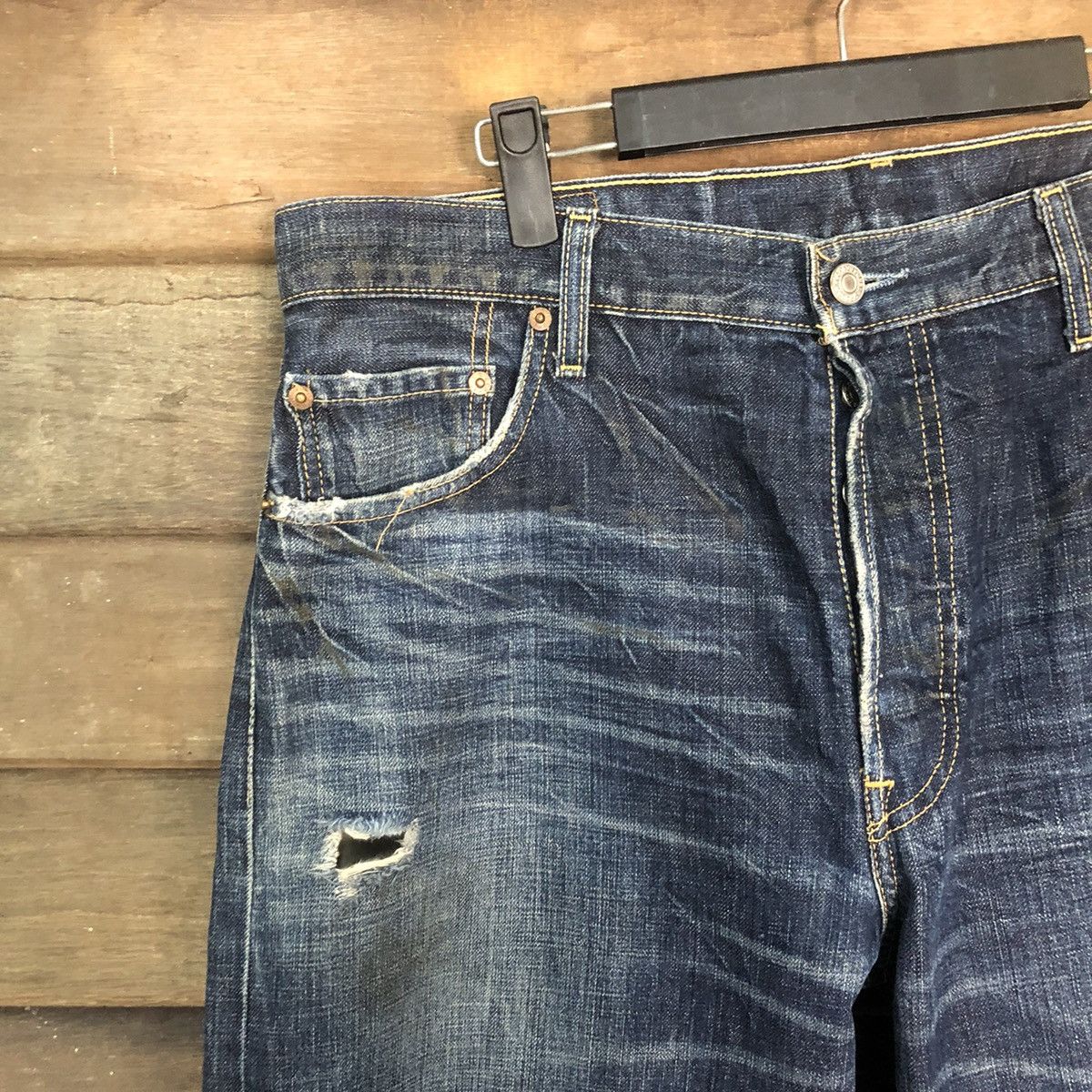 Levi's Levis Strauss & Co 501 Distressed Denim jeans Pants #7322 Size US 35 - 4 Thumbnail