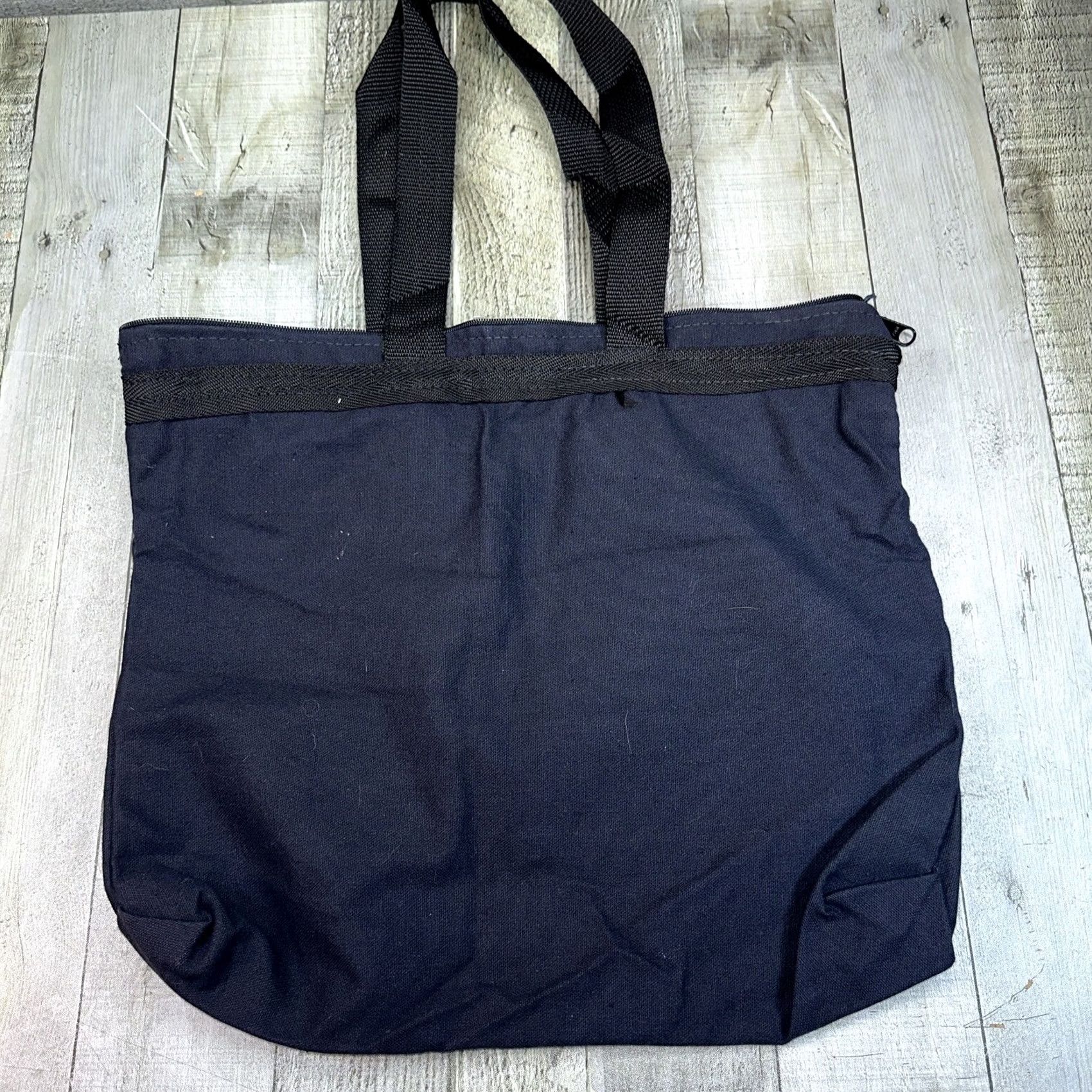 Vintage VINTAGE Chicago tote bag 1997 Mary Hartje Zipper Black Canvas Skyline Bag Womens/Mens Size ONE SIZE - 5 Thumbnail