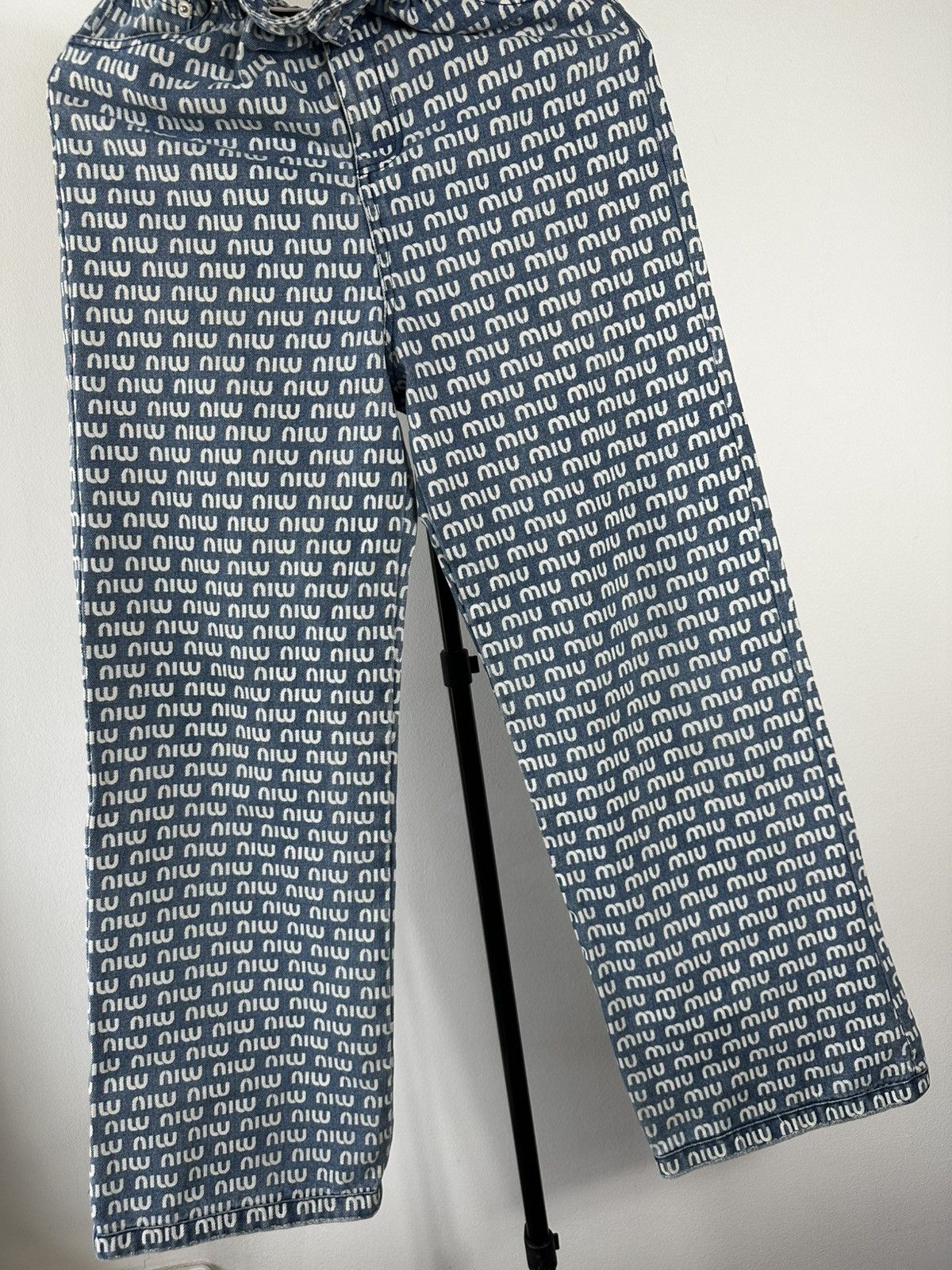 Miu Miu Miu Miu All-Over Logo Print Denim Jeans – Made in Italy Size 28" / US 6 / IT 42 - 3 Thumbnail