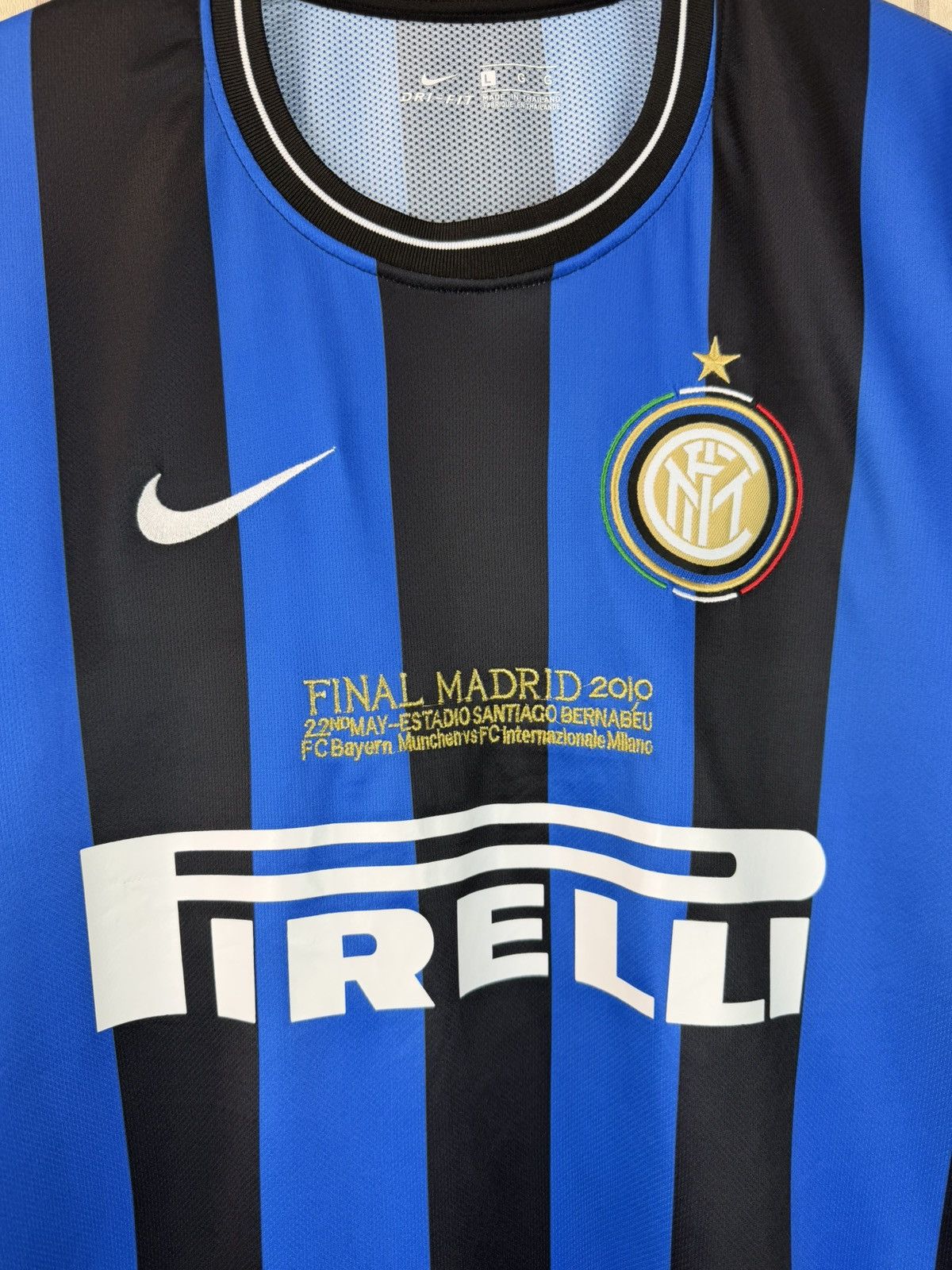 Nike Nike Inter Milan Milito 22 Jersey Size L Size US L / EU 52-54 / 3 - 3 Thumbnail