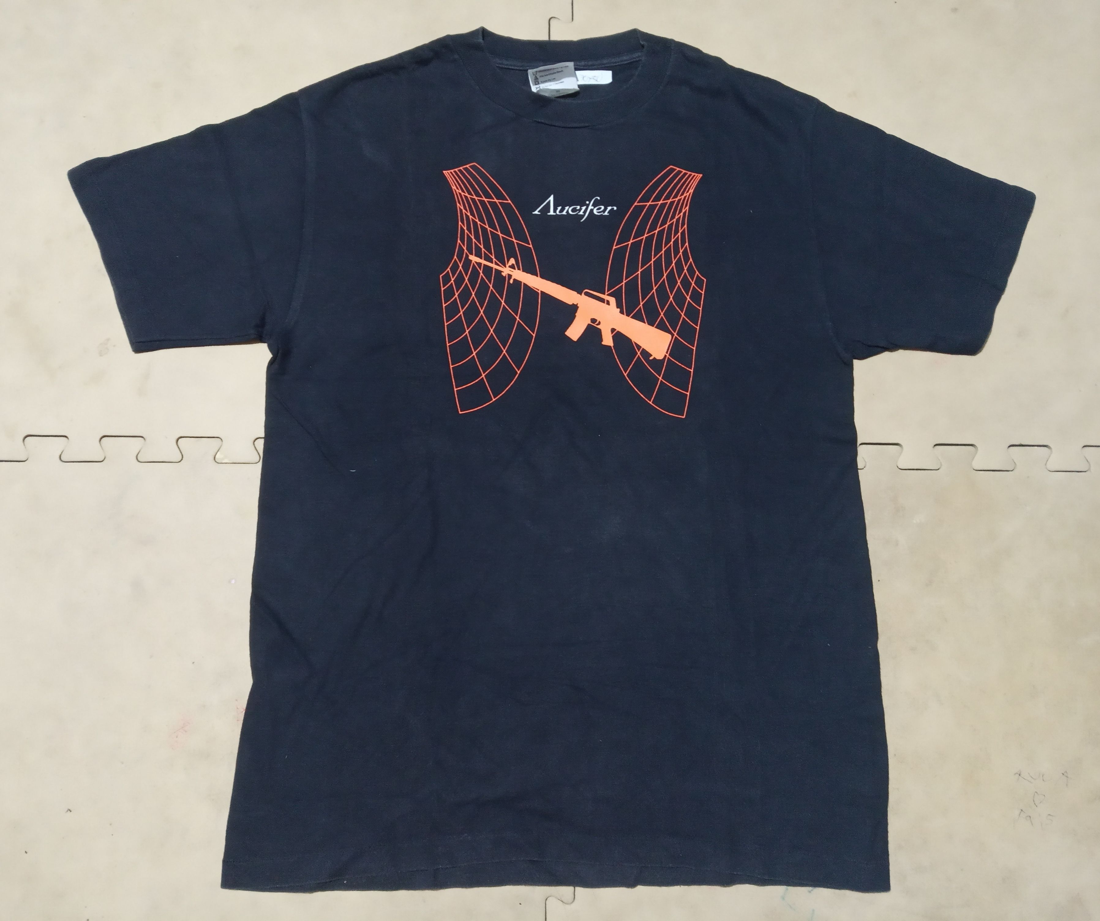 Band Tees 90s Aucifer Size US M / EU 48-50 / 2 - 1 Thumbnail