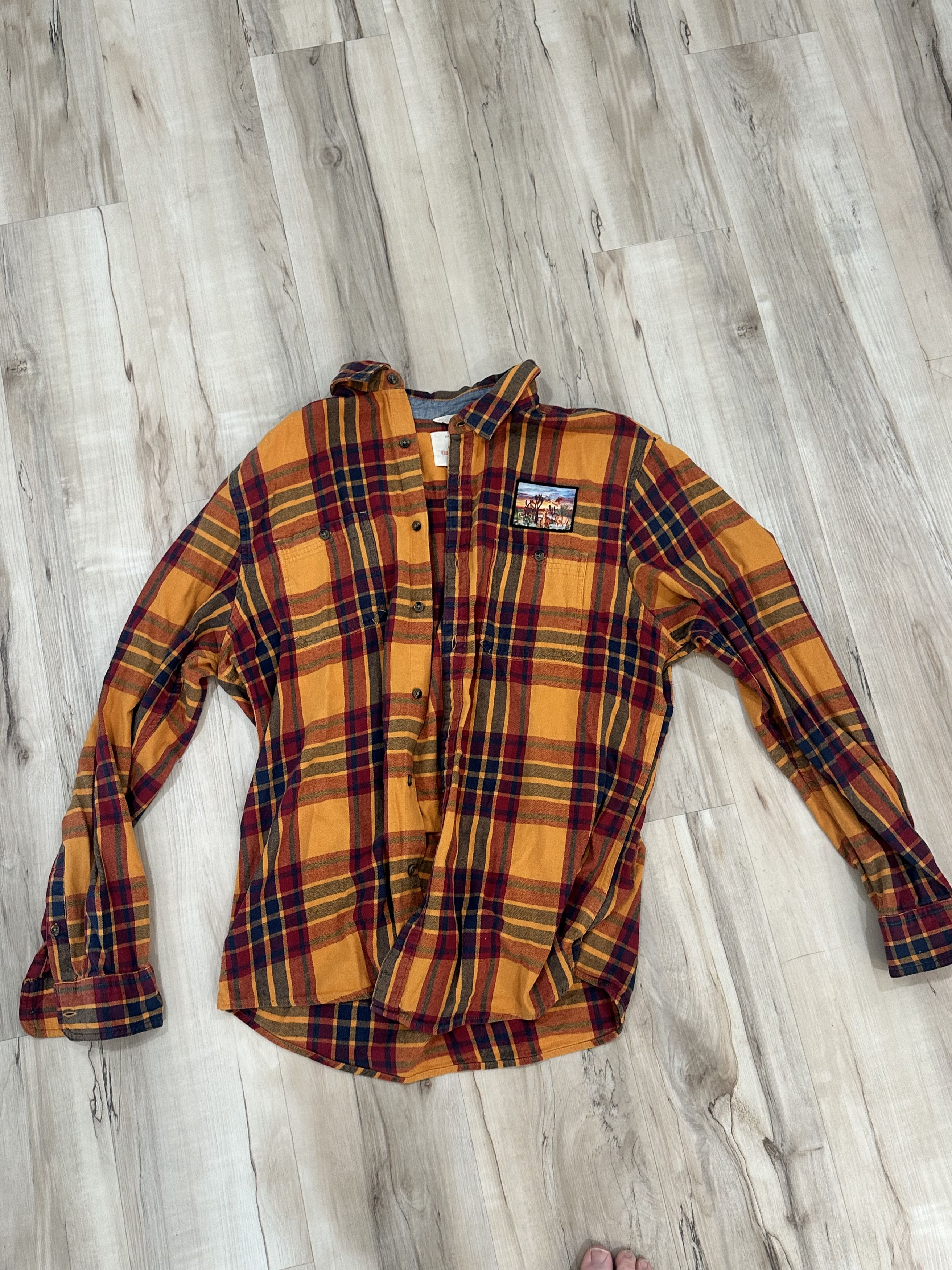 Vintage Vintage Mustard Flannel XL w/ Hand-Painted Patch Size US XL / EU 56 / 4 - 1 Thumbnail