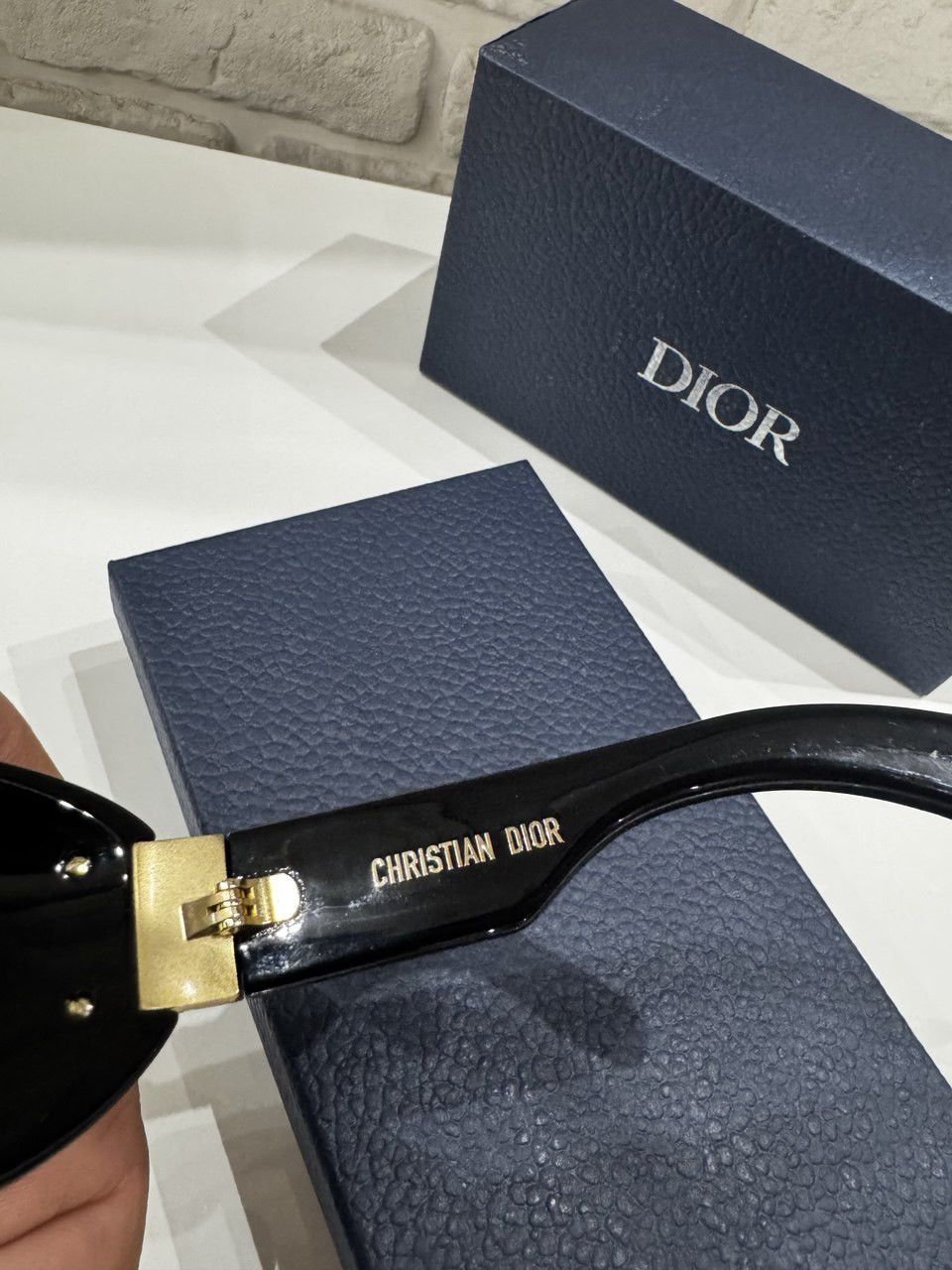 Dior Christian Dior "Lady" Black Oval Cat Eye Shield Sunglasses Size ONE SIZE - 5 Thumbnail