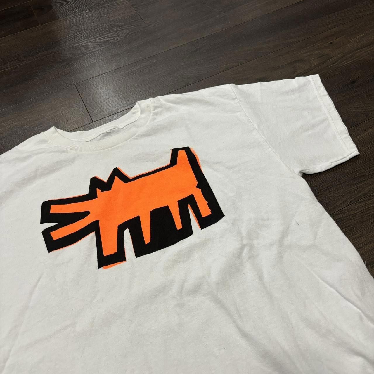 Designer vintage Keith haring dog t shirt 00s L Size US L / EU 52-54 / 3 - 1 Thumbnail