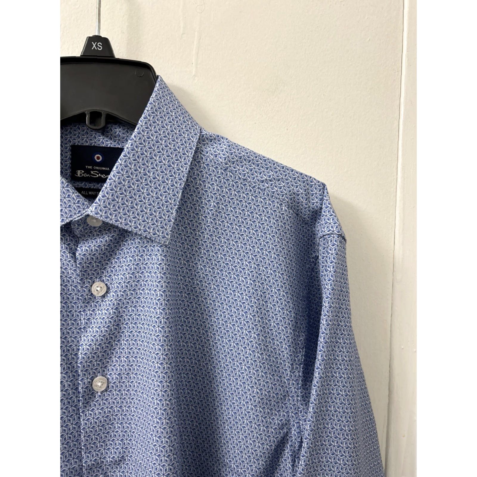 Ben Sherman Ben Sherman Shirt Mens M Blue Geometric Slim Fit Button Down L/S Size US M / EU 48-50 / 2 - 4 Thumbnail