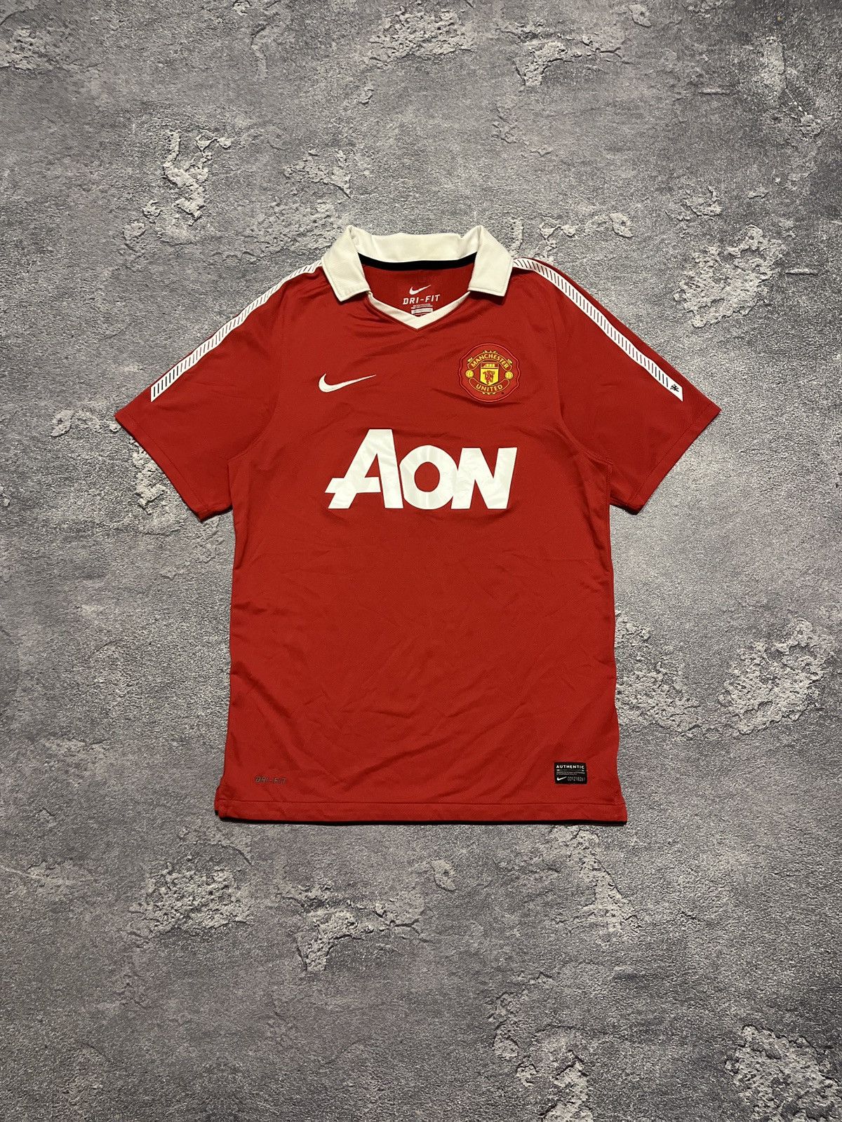 Nike Nike Manchester United Jersey 2010 Home Soccer Jersey AON Size US S / EU 44-46 / 1 - 1 Thumbnail