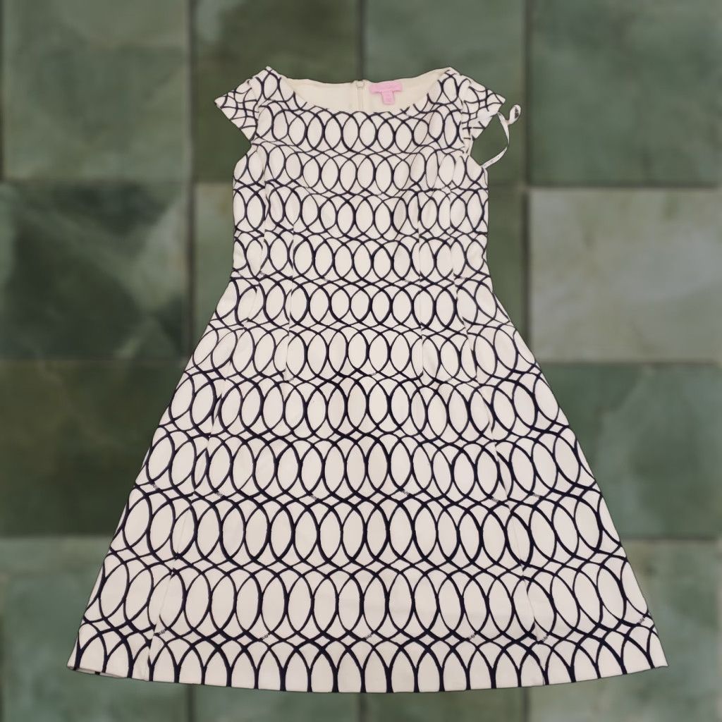 Lilly Pulitzer Lilly Pulitzer Dress Womens XS White Blue Geometric Fit and Flare Sleeveless Stretch Size XS / US 0-2 / IT 36-38 - 1 Thumbnail