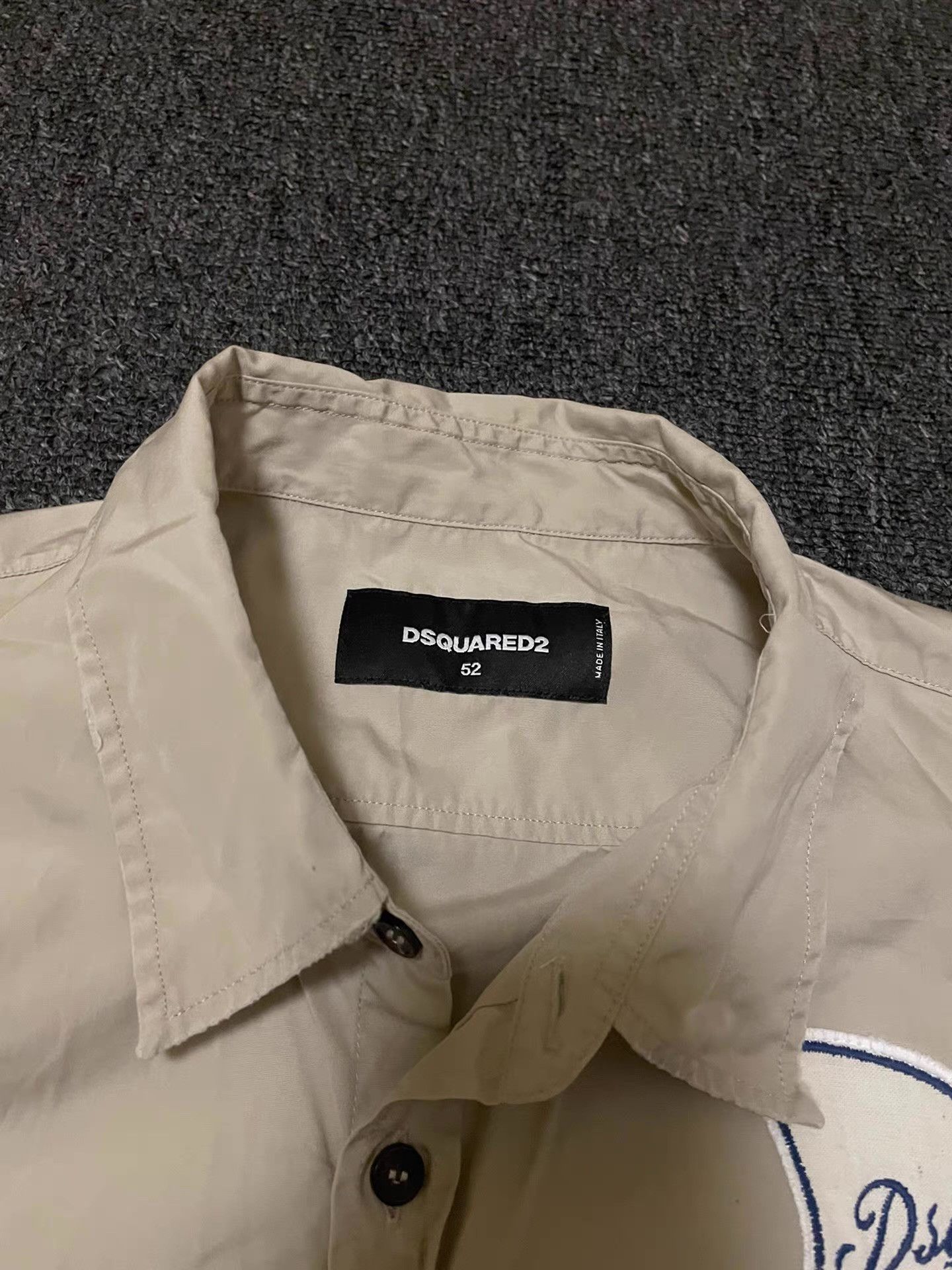 Dsquared2 Dsquared2 shirt with patches Q4 Size US XL / EU 56 / 4 - 2 Thumbnail