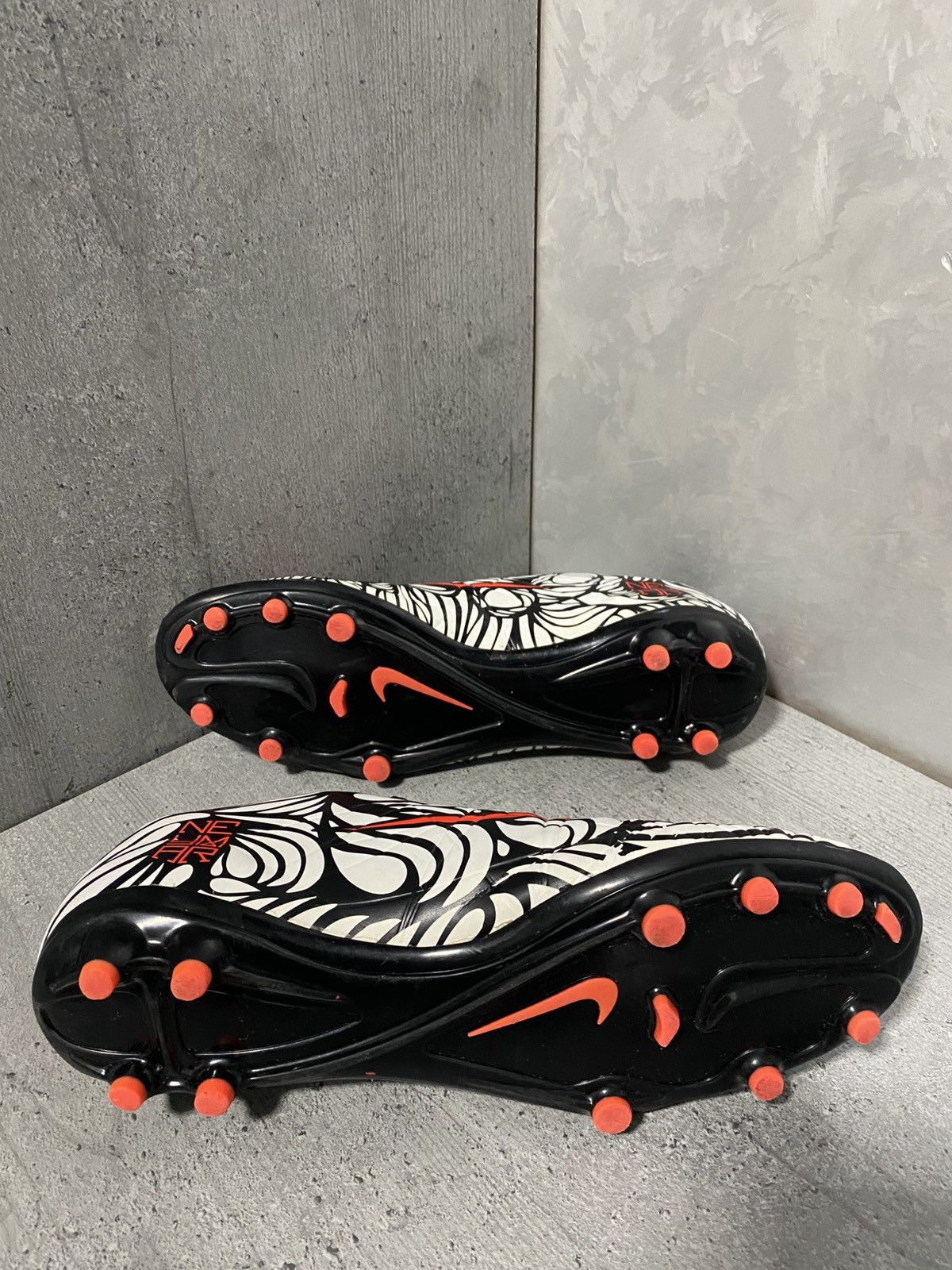 Nike NIKE Hypervenom Phelon II FG Neymar Soccer Cleats Boots US10 Size US 10 / EU 43 - 4 Thumbnail