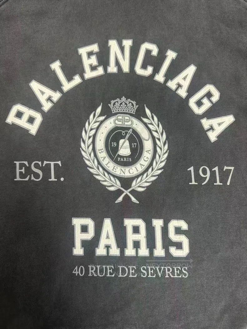 Balenciaga Balenciaga Letter Printed Sweatshirt Size US L / EU 52-54 / 3 - 3 Thumbnail